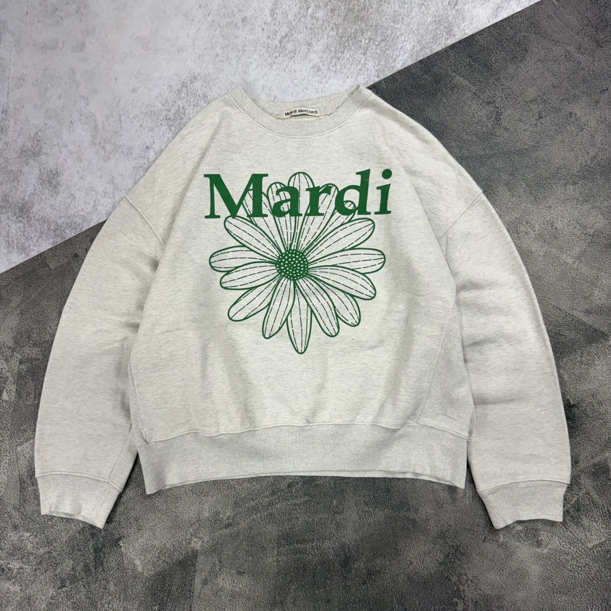 MARDI MERCREDI flower logo green