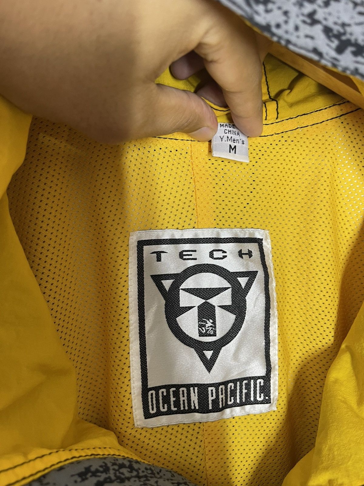 Ocean Pacific Vintage OCEAN PACIFIC TECH Surf Hoodie Jacket Size US XL / EU 56 / 4 - 4 Thumbnail
