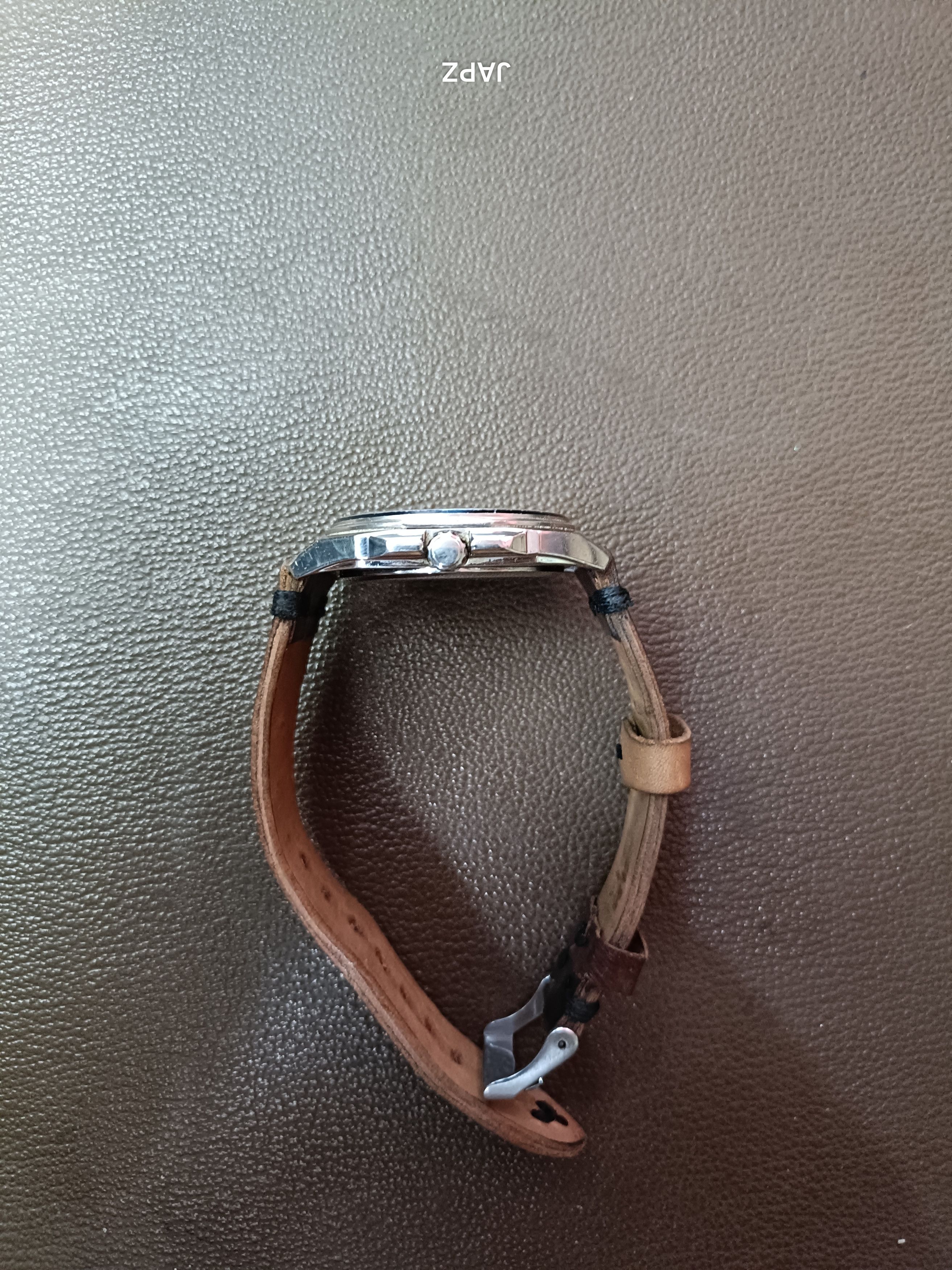 Casio Rare Casio mtf 117 champange dial watch Size ONE SIZE - 3 Thumbnail