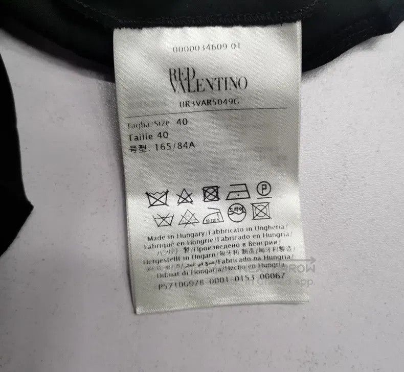 Valentino Valentino Solid color crew neck pleated long-sleeved dress Size S / US 4 / IT 40 - 6 Thumbnail
