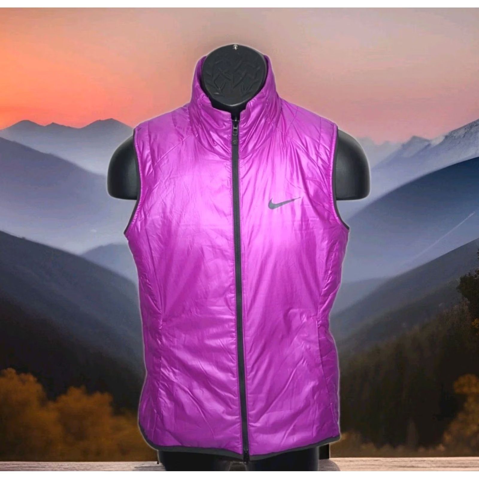 Nike Nike Golf Vest Women Small Purple White Reversible Puffer Quilted Insulated Jacket Size S / US 4 / IT 40 - 3 Thumbnail