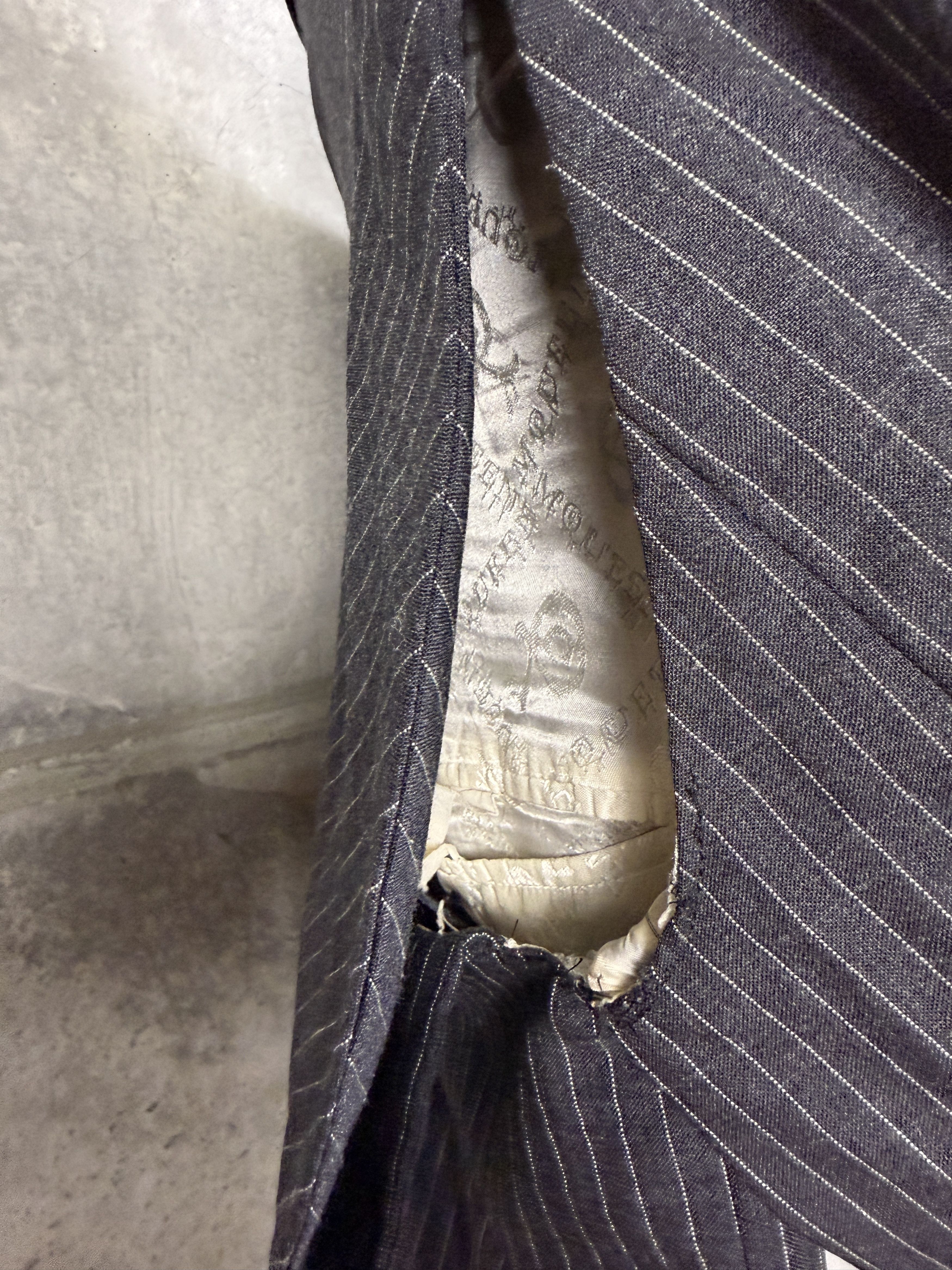 Alexander McQueen Vintage Alexander McQueen Cut Sleeve Wool Blazer Jacket Size US M / EU 48-50 / 2 - 9 Thumbnail