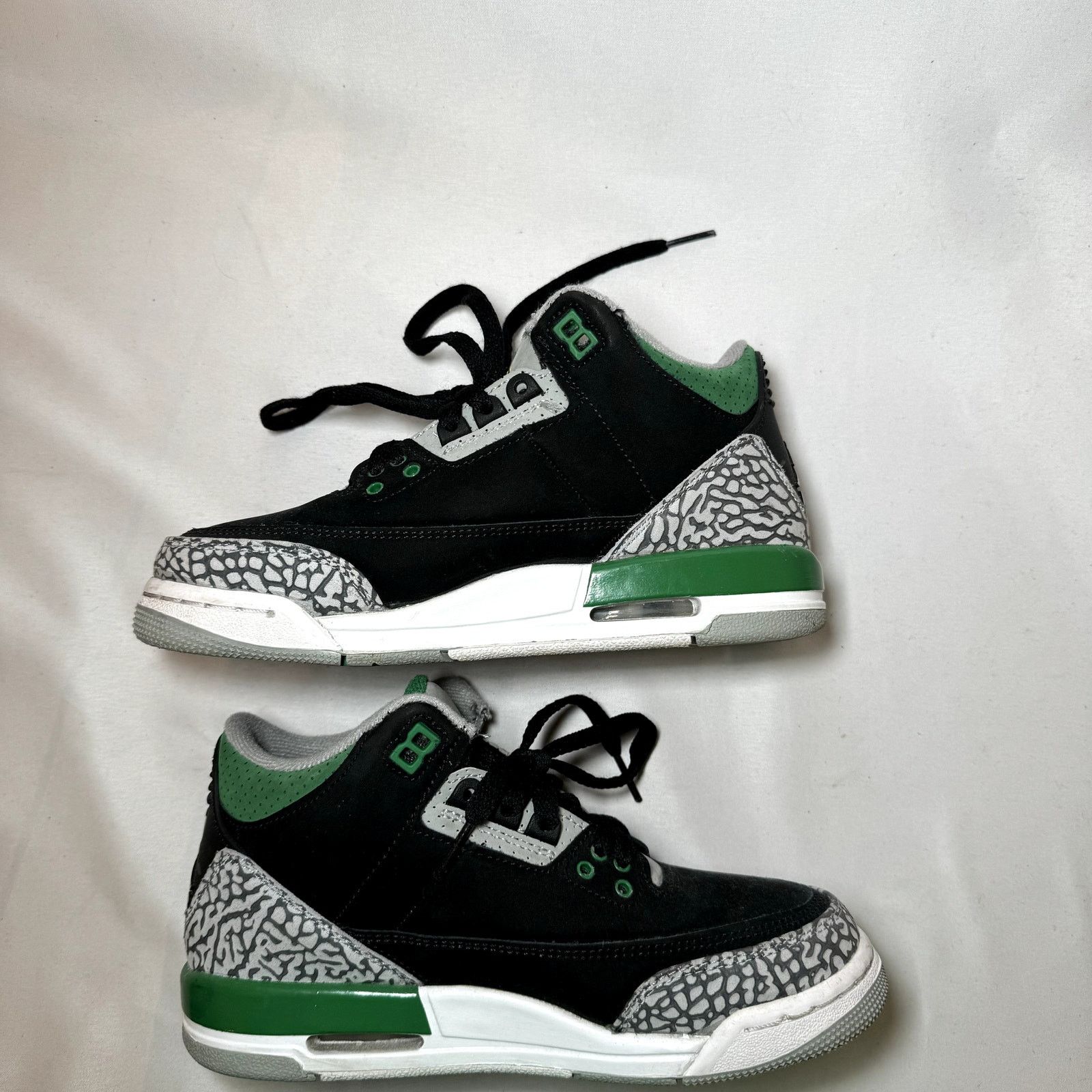 Jordan Brand × Nike Size 5 - Nike Air Jordan 3 Retro GS Pine Green Men's Shoes Size US 5 / EU 37 - 3 Thumbnail