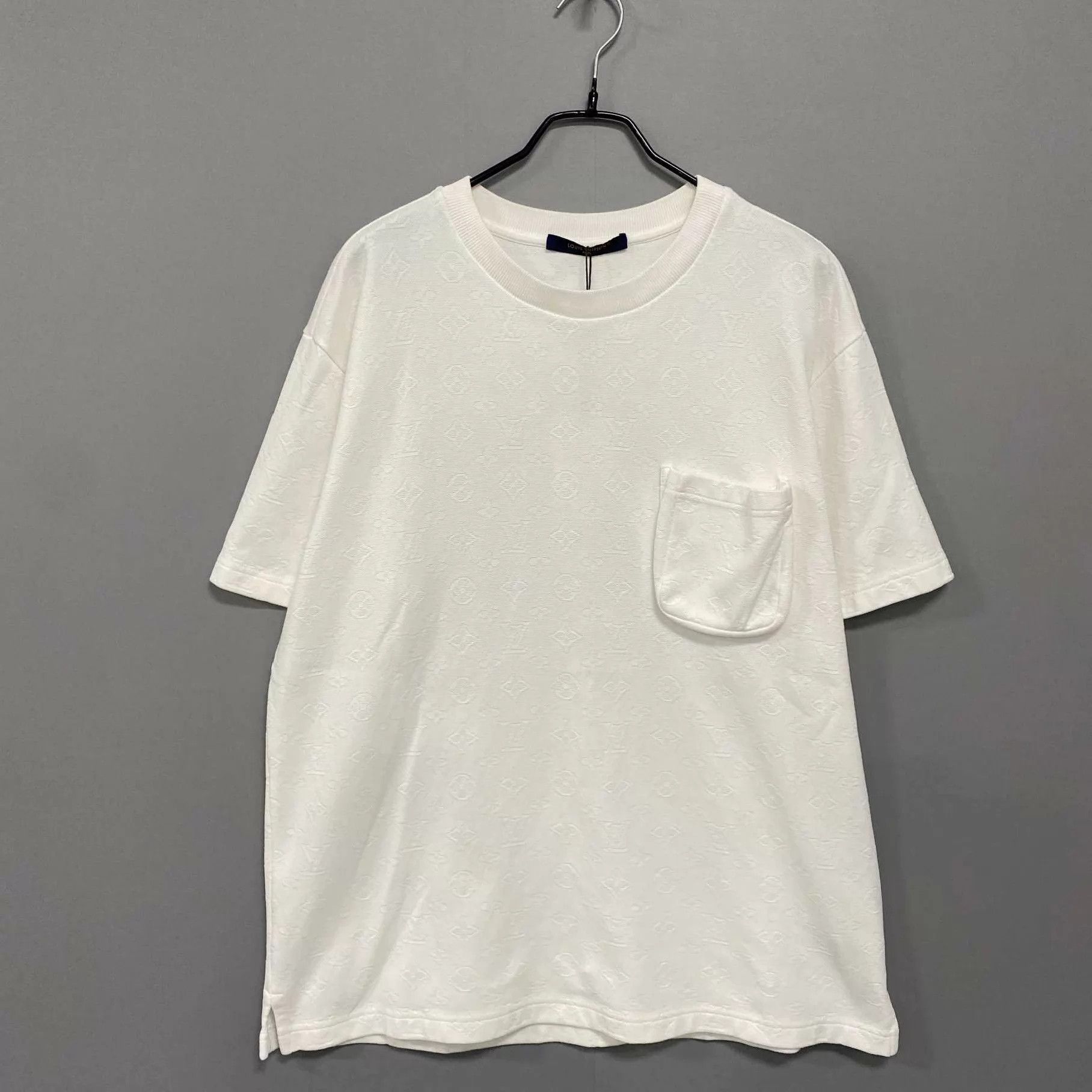 Louis Vuitton LV white pocket short sleeve tee dark all-over print L Size US L / EU 52-54 / 3 - 1 Thumbnail