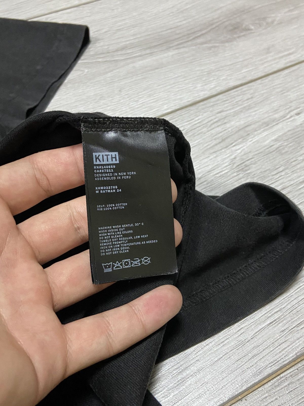 Kith Kith Batman Dark Knight Teaser Vintage Tee Black Size XXL Size US M / EU 48-50 / 2 - 8 Thumbnail
