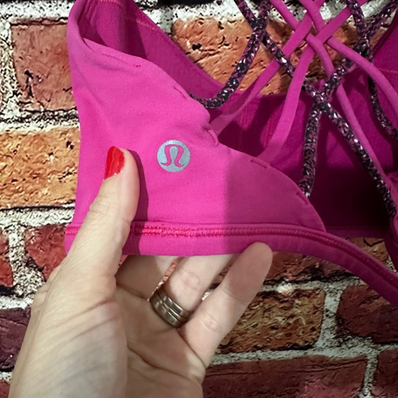 Lululemon Lululemon Sports Bra Size S / US 4 / IT 40 - 3 Thumbnail