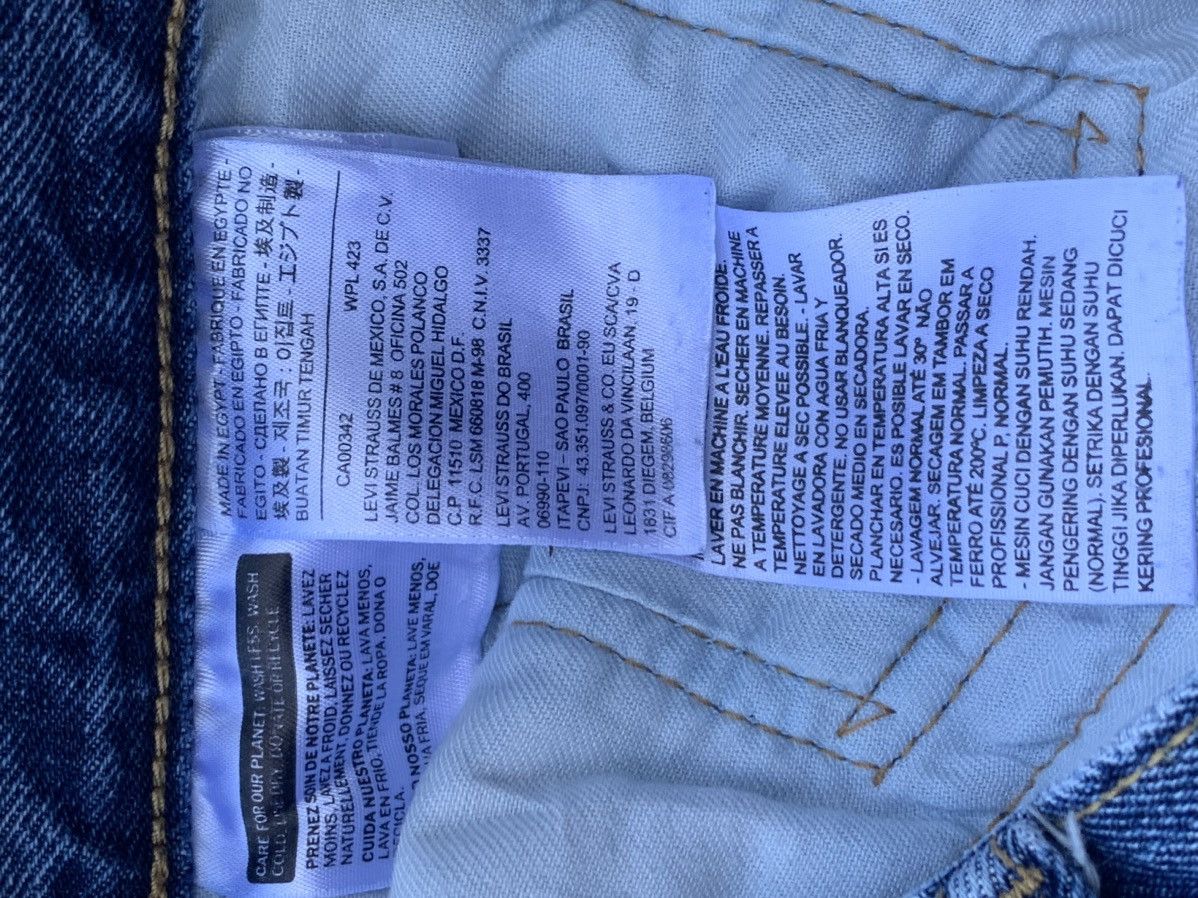 Levi's Grunge heavy distressed Levi's 501 jeans. Size US 33 - 8 Thumbnail