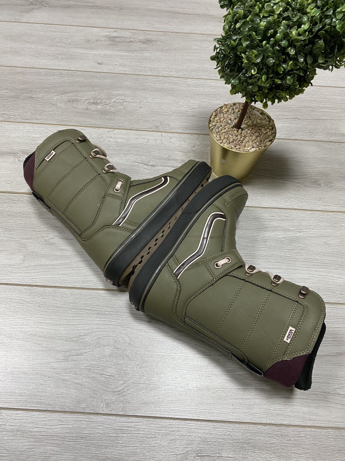 Vans VANs Hi-Standard OG Snowboard ski Boots Size US 8.5 / IT 38.5 - 8 Thumbnail