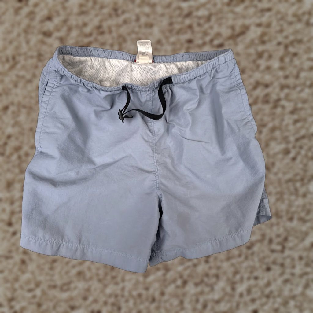 The North Face The North Face Women's Shorts M Blue Belted Nylon Activewear Casual Travel Hiking Kayak Summer Size 32" / US 10 / IT 46 - 1 Thumbnail