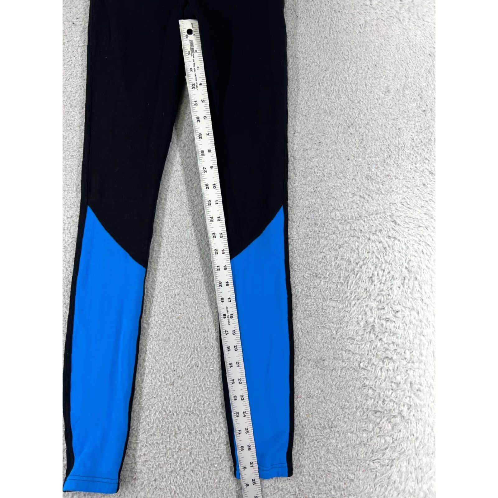 Lululemon Lululemon Pants Womens 2 Blue Run Runder Under Pant Gym READ Size 26" / US 2 / IT 38 - 5 Thumbnail