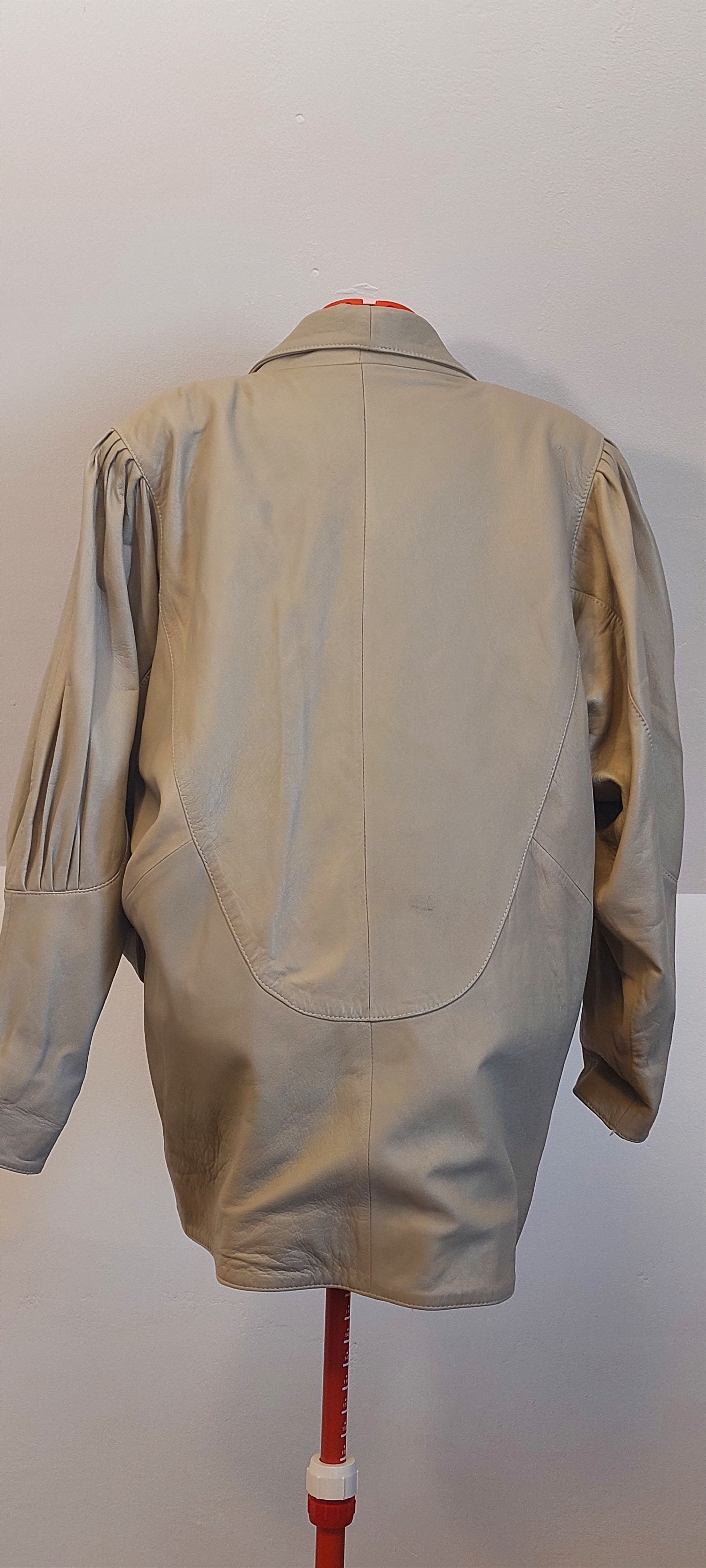 Vintage 80s Oversized Leather Jacket Strong Shoulders Tapered Size L / US 10 / IT 46 - 3 Thumbnail