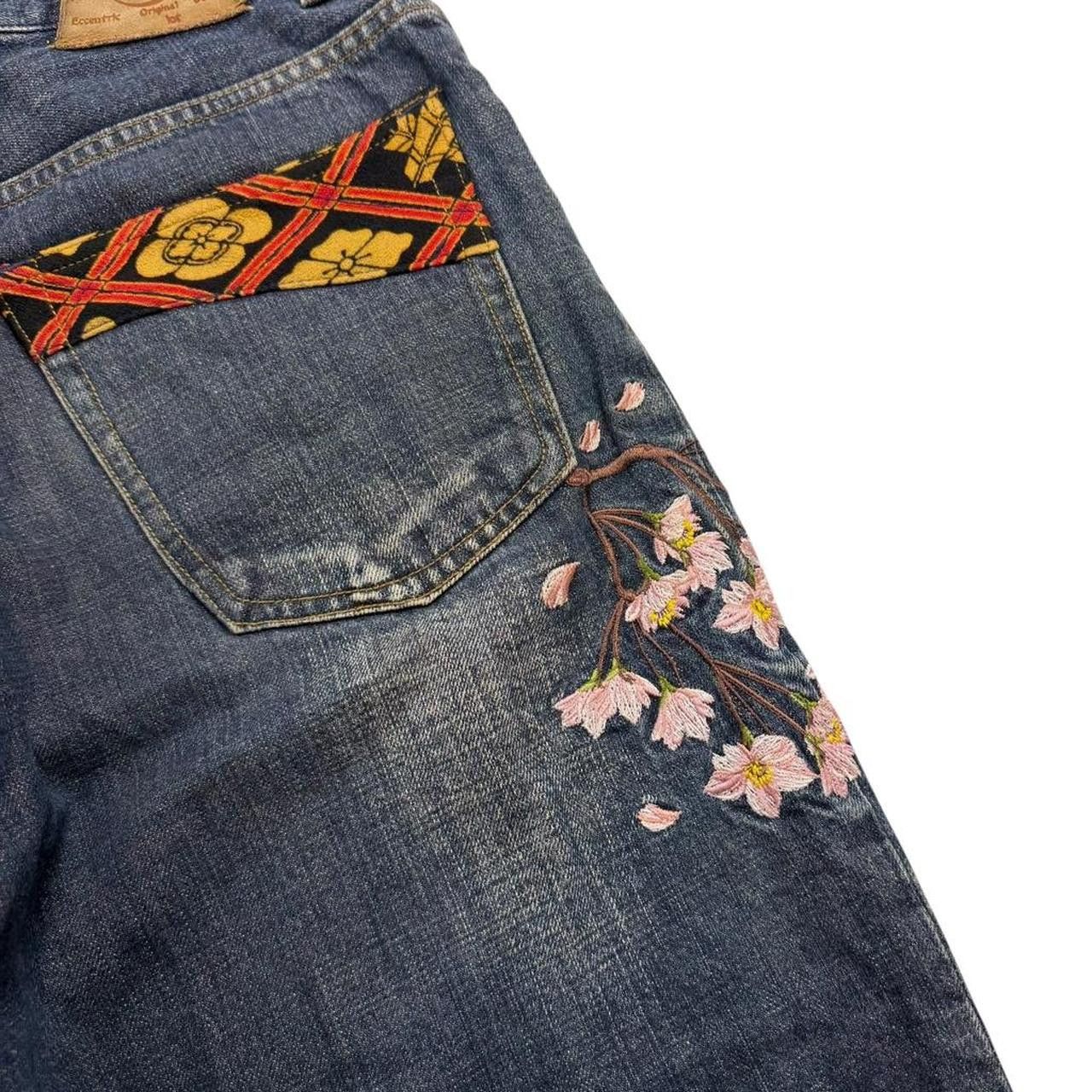 Karakuri Tamashii Karakuri Tamashii Embroidered Floral Japanese Shorts - W 34 Size US 34 / EU 50 - 6 Thumbnail