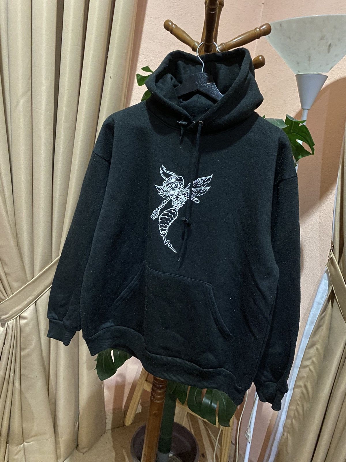 Vintage Vintage Wasp Industries Black Hoodie Made in USA – Size S Size US S / EU 44-46 / 1 - 4 Thumbnail