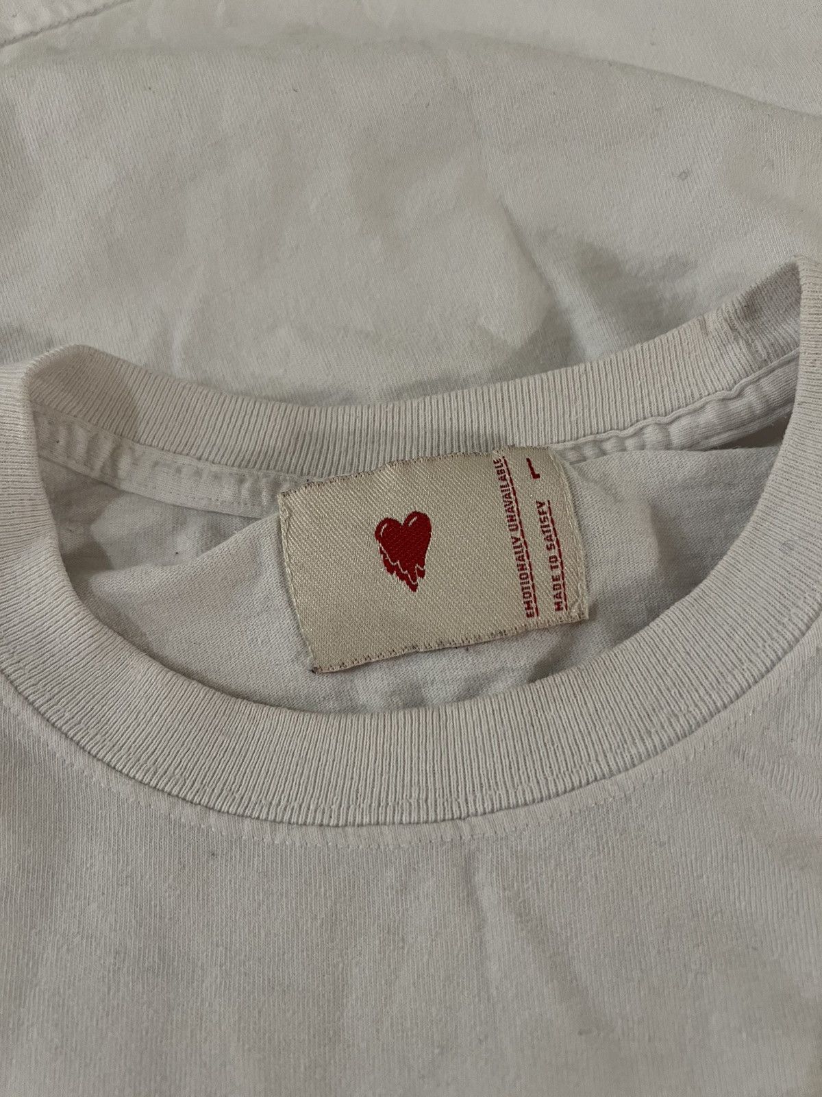 Emotionally Unavailable × Vintage Emotional Unavailable Heart Tee Size L White Size US L / EU 52-54 / 3 - 3 Thumbnail