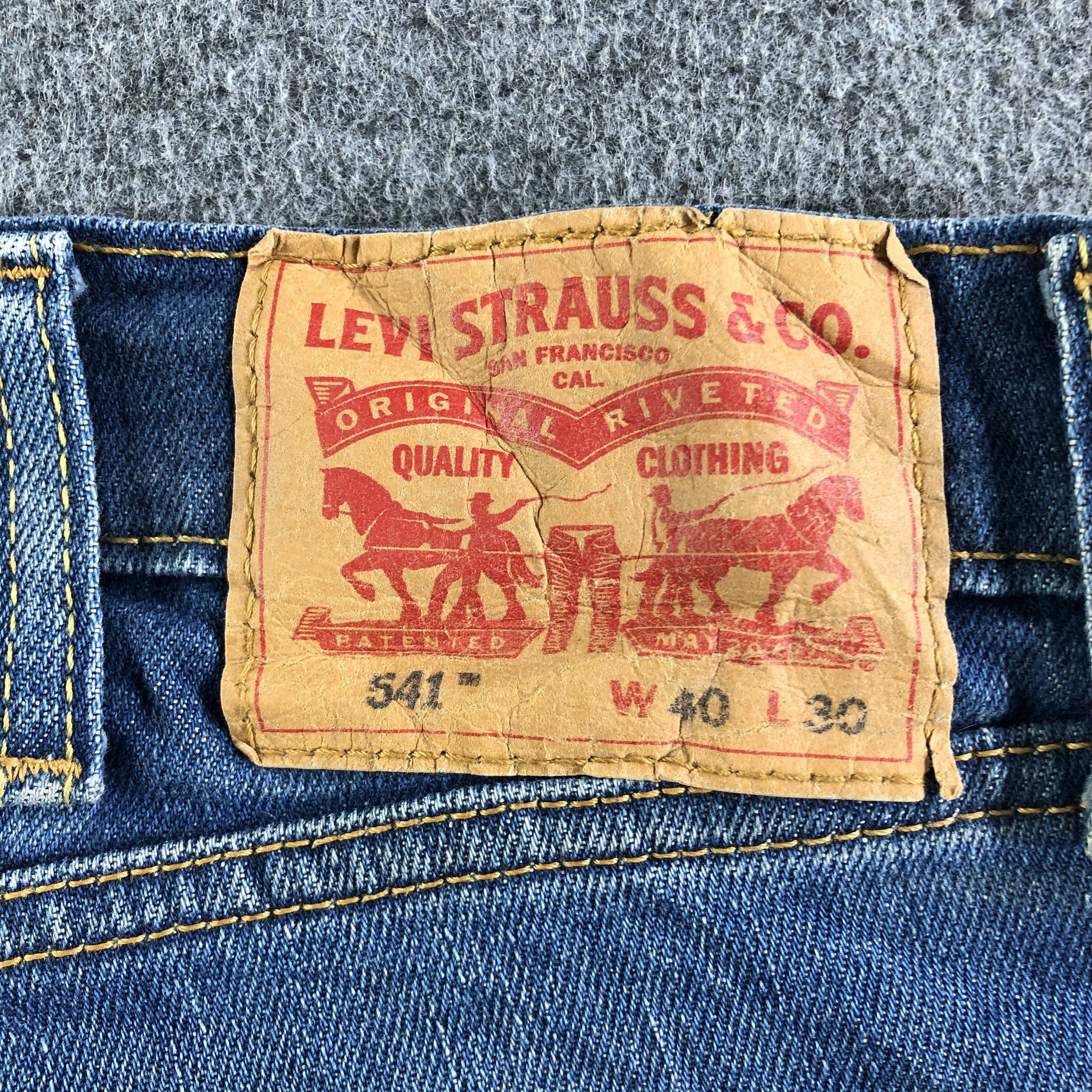 Levi's Vintage Blue Wash Levis 541 Jeans-J4527 Size US 41 - 5 Thumbnail