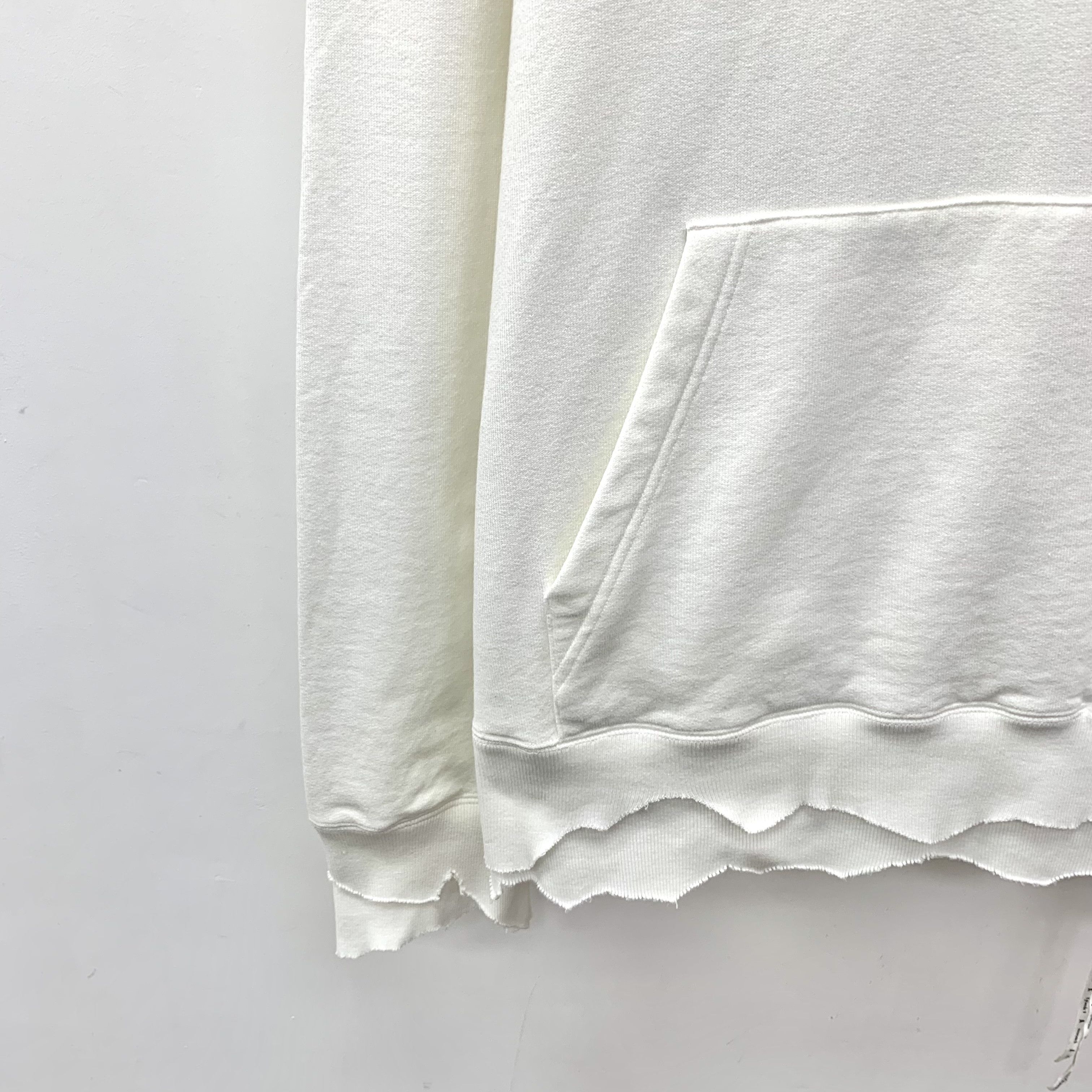 Mastermind Japan Mastermind Japan Skull Hoodie White (M) Size US M / EU 48-50 / 2 - 4 Thumbnail