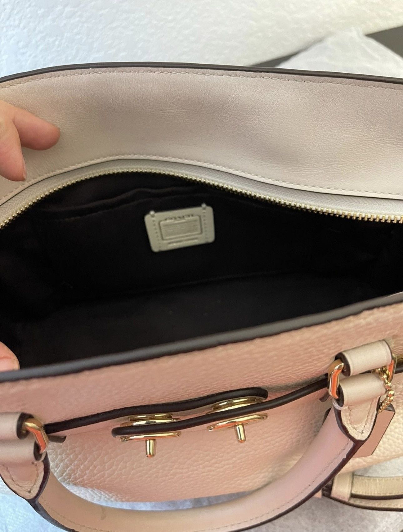 Coach Coach Swagger Carryall in Leather Satchel Crossbody Bag Size ONE SIZE - 13 Thumbnail