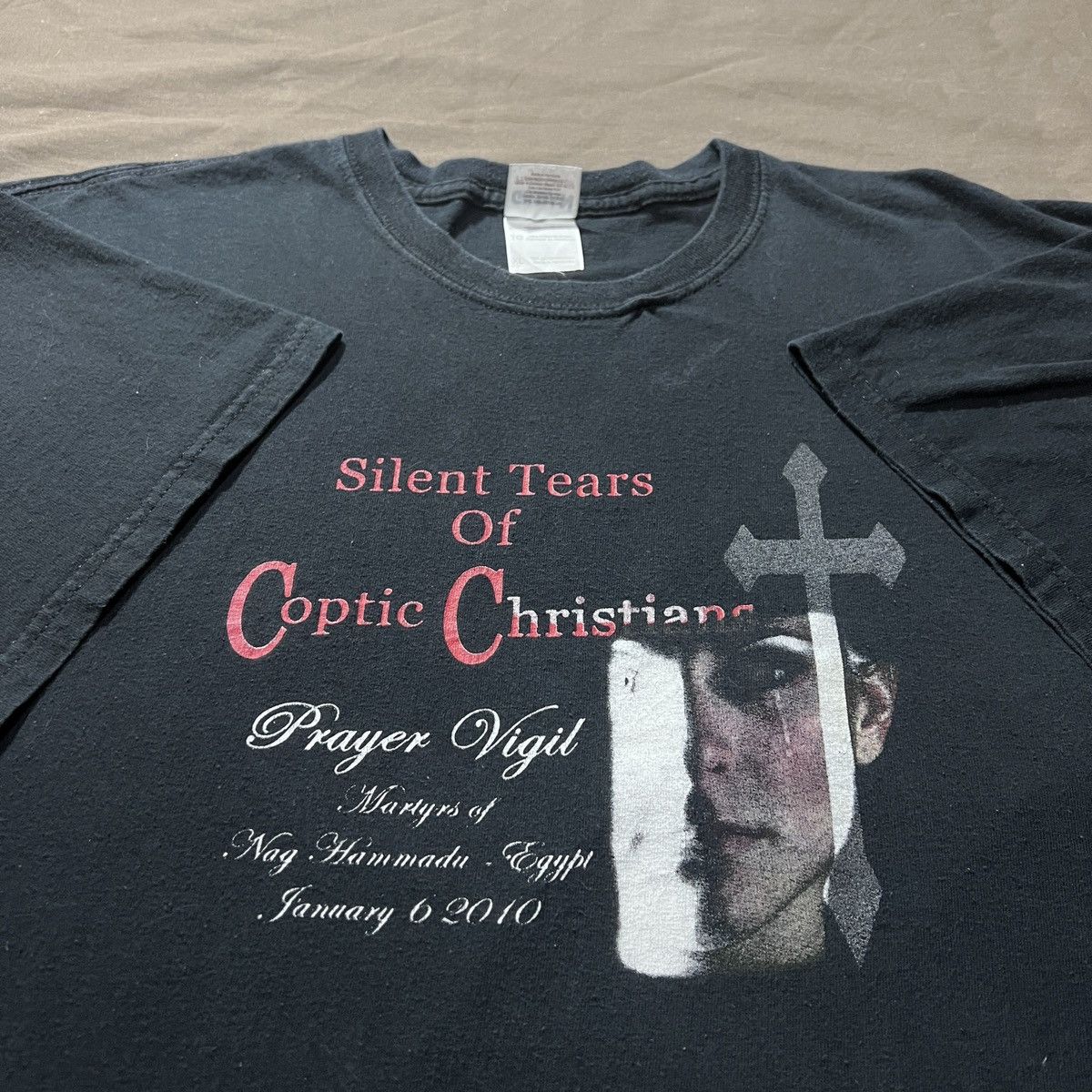 Vintage Y2K Silent Tears Of Coptic Christians Jesus God Holy Bible Size US XL / EU 56 / 4 - 1 Thumbnail