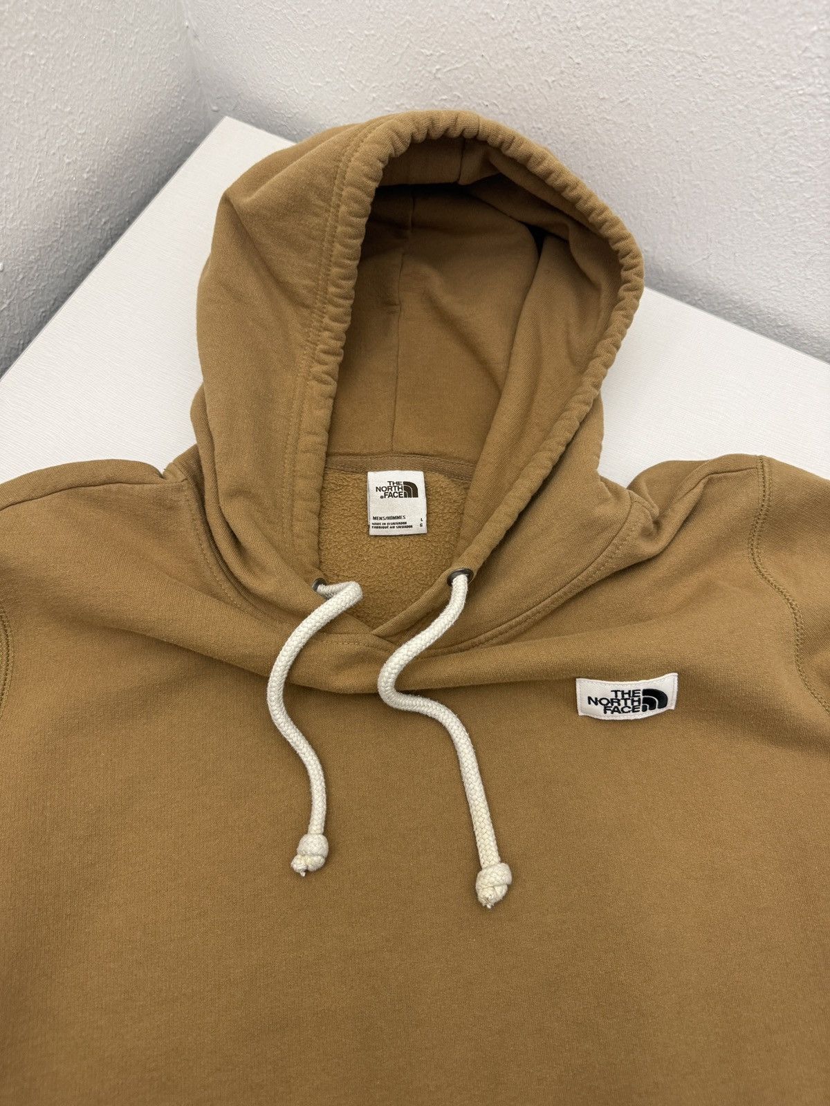 The North Face The North Face Heritage Patch Pullover Hoodie Almond Butter Size US L / EU 52-54 / 3 - 4 Thumbnail