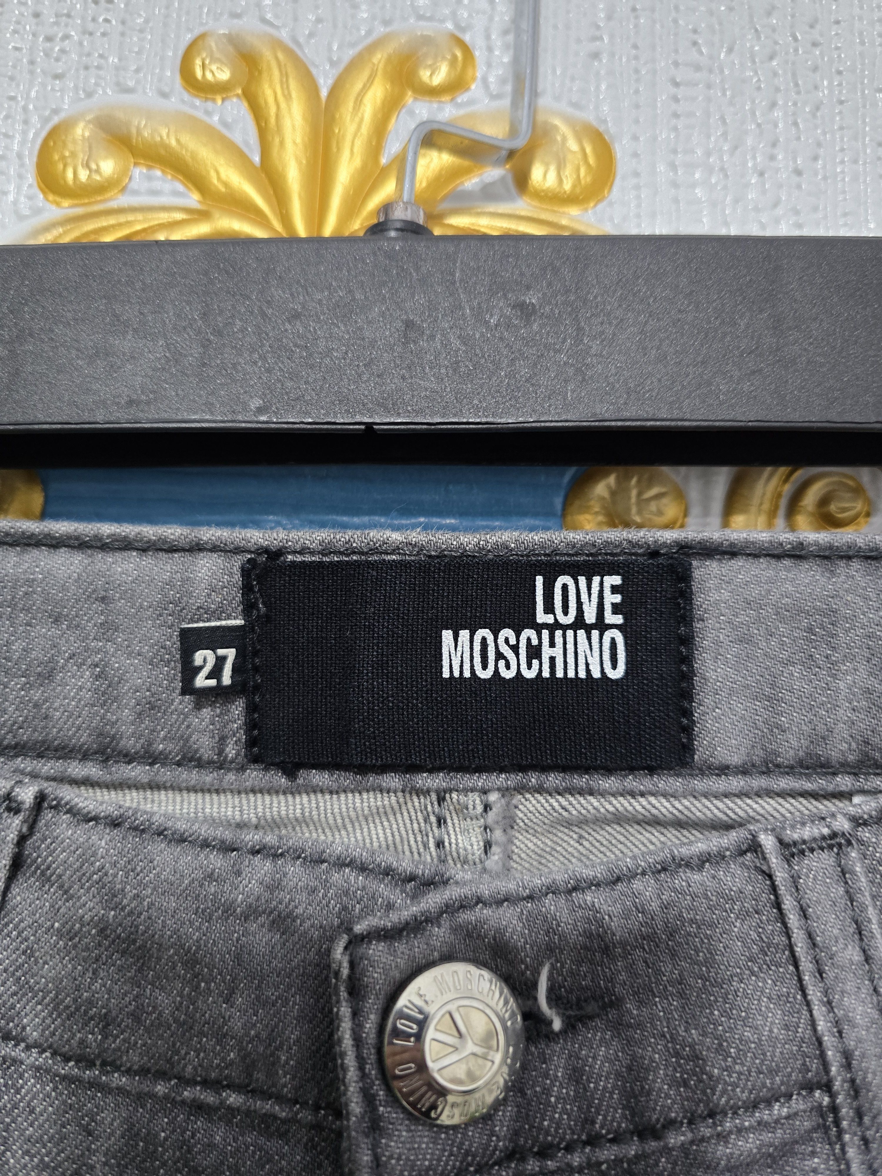 Love Moschino × Moschino MOSCHINO jeans women size small w27 never worn Size 27" / US 4 / IT 40 - 3 Thumbnail