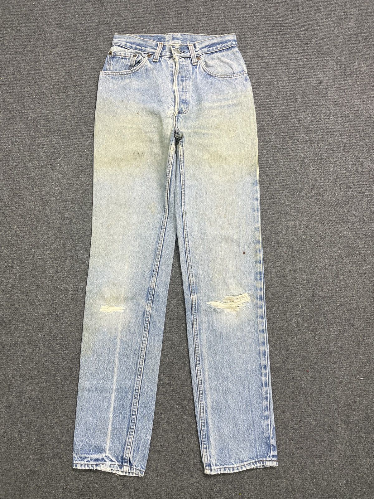 image of 80's Levis 501 Light Wash Jeans in Blue Denim, Men's (Size 26)