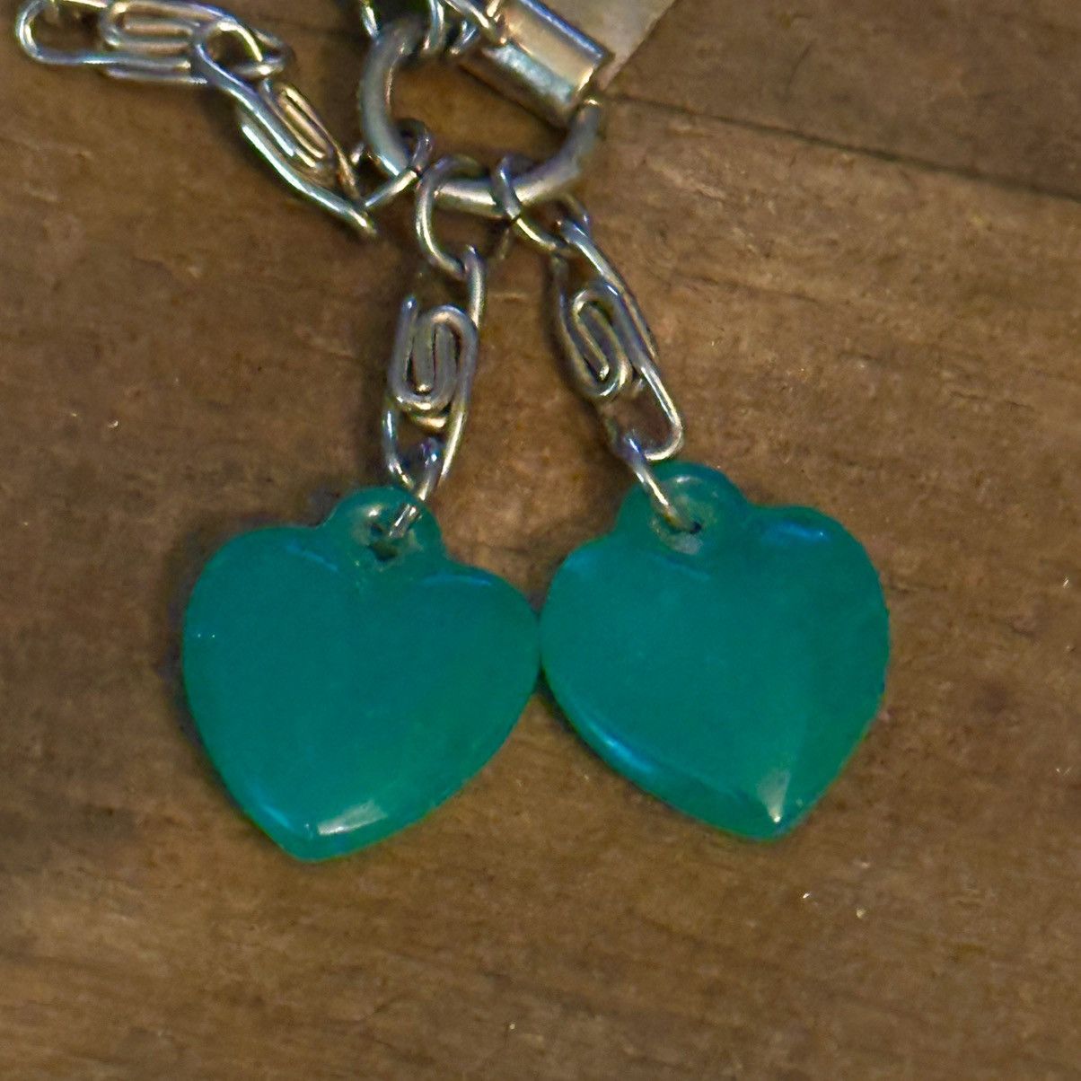 Vintage Vintage multi strand gold tone jade heart charms bracelet Size ONE SIZE - 4 Thumbnail