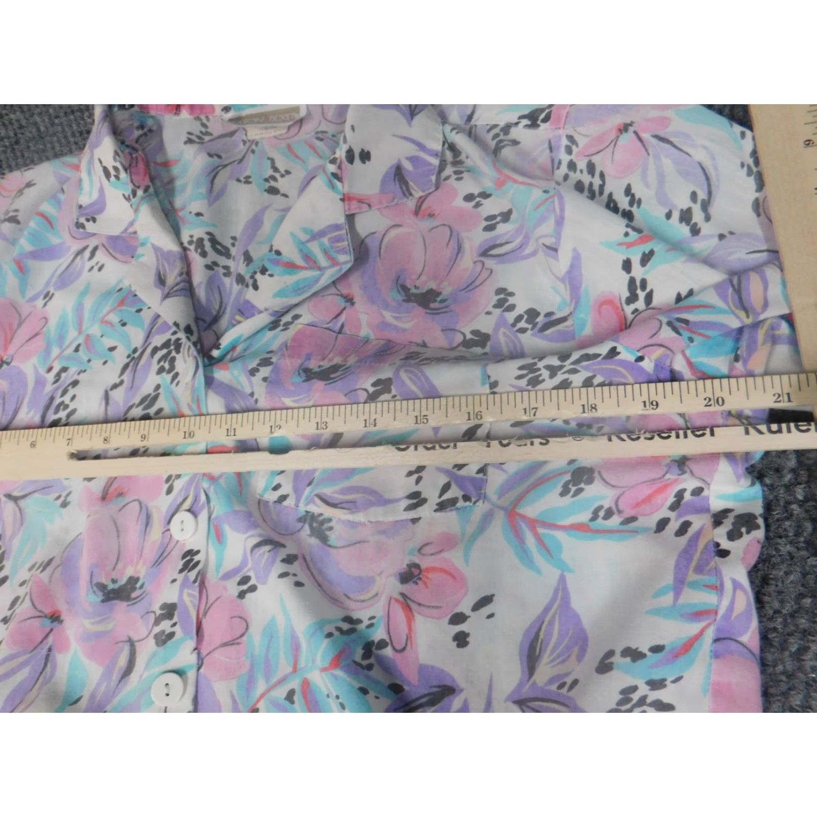 Vintage Season Ticket Blouse Womens Large Purple Floral Button Down Short Sleeve Collared Pullover Rayon Purple Floral Casual Classic Stretch L Womens Size L / US 10 / IT 46 - 6 Thumbnail