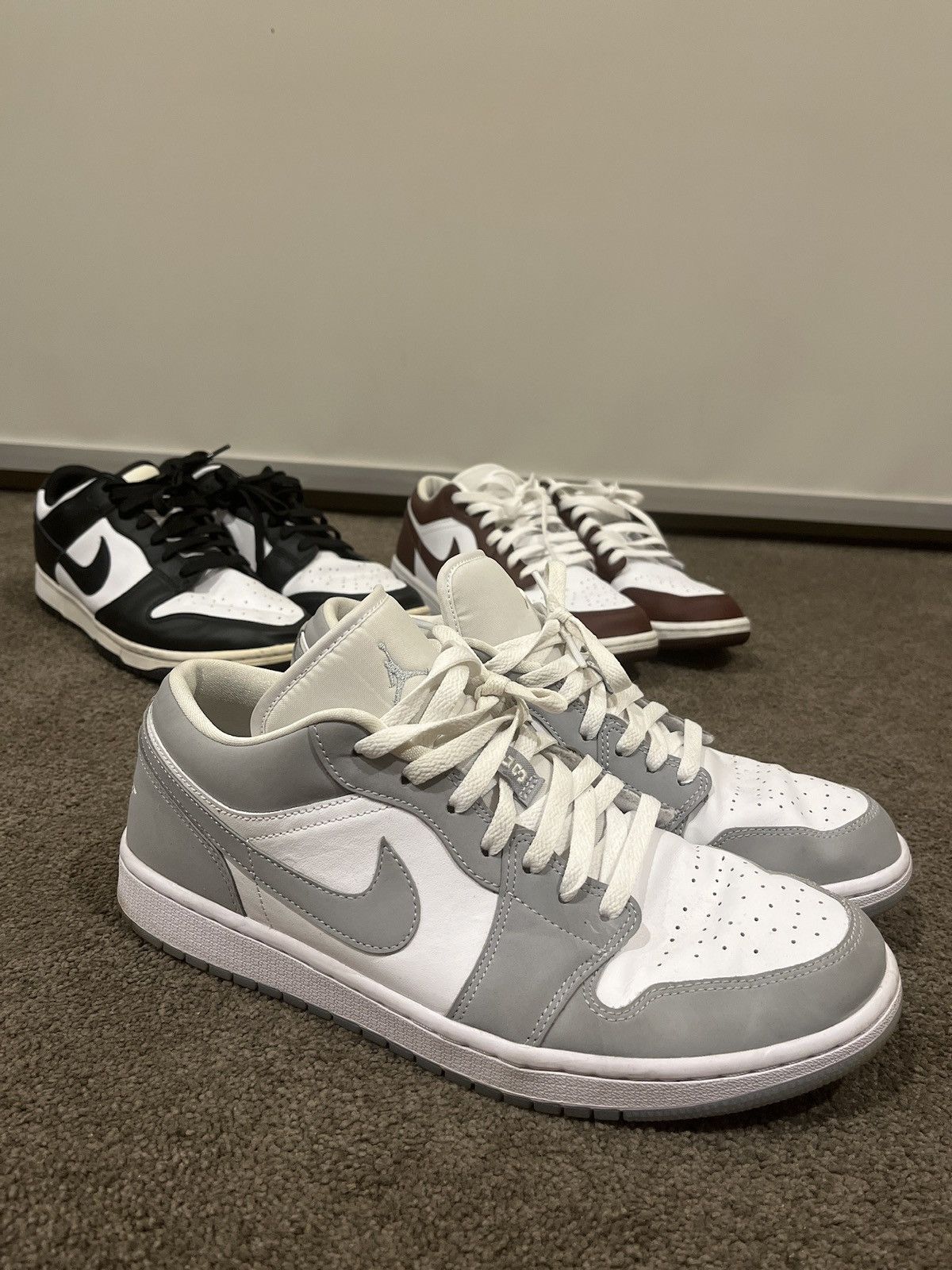 Wolf grey jordan low (M 10.5 / W 12) nike