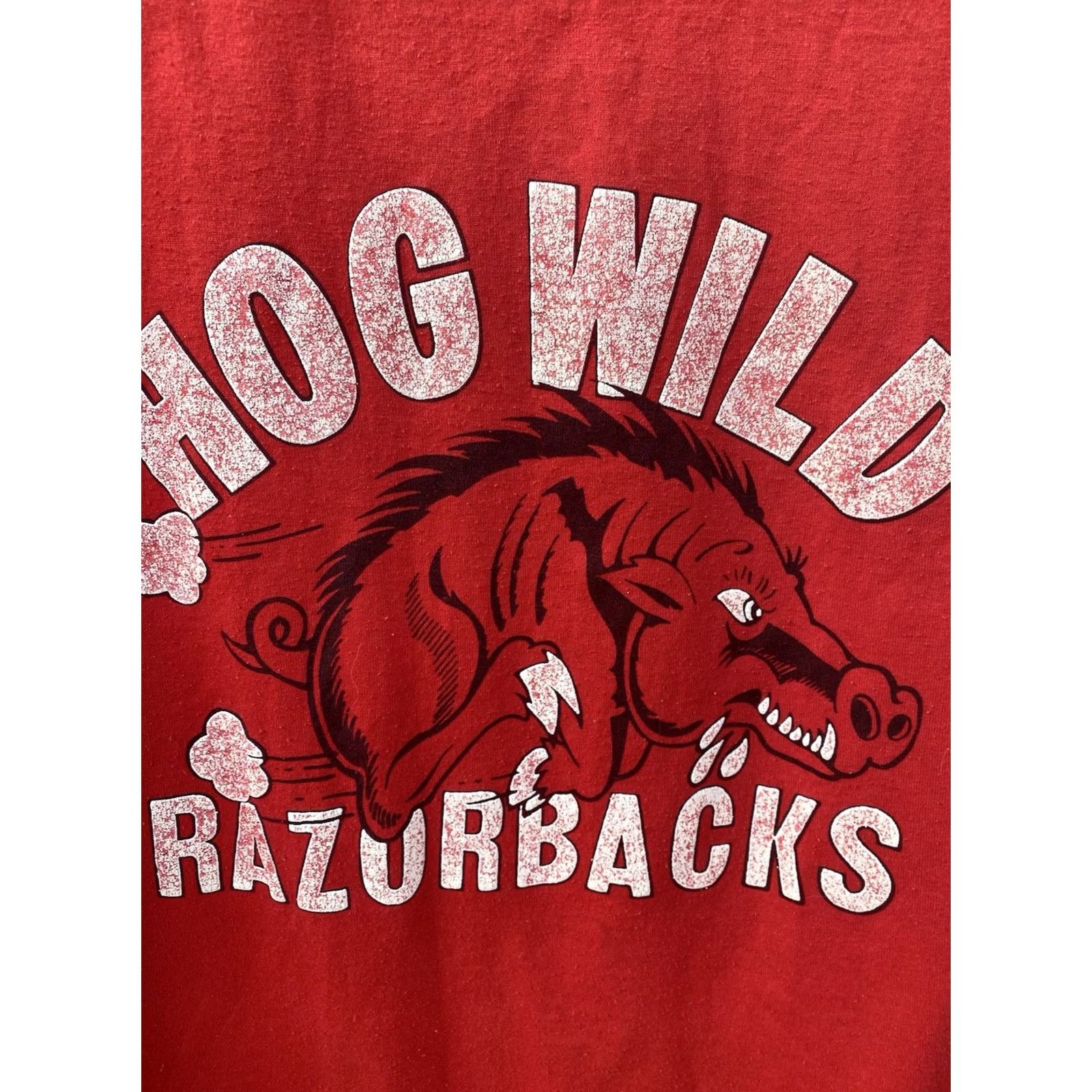 Jerzees VINTAGE Hog Wild Razorbacks Graphic Tee T-Shirt Single Stitch Sleeves Sz XL Red Size US XL / EU 56 / 4 - 2 Thumbnail