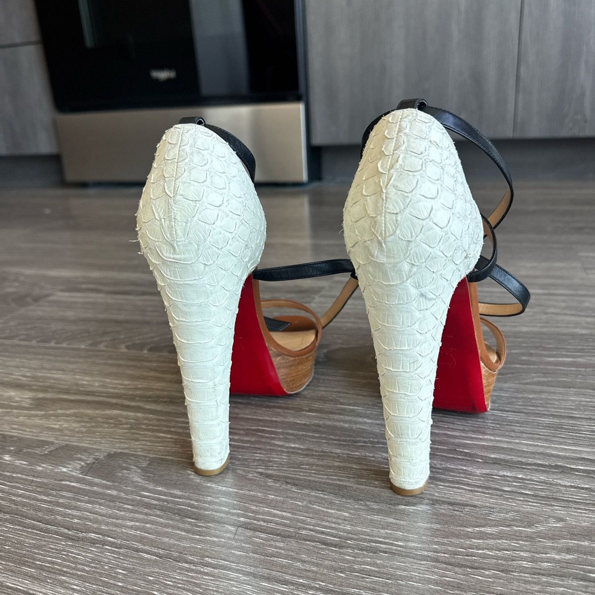 Christian Louboutin 2012 Christian Louboutin sandals Size US 10.5 / IT 40.5 - 3 Thumbnail