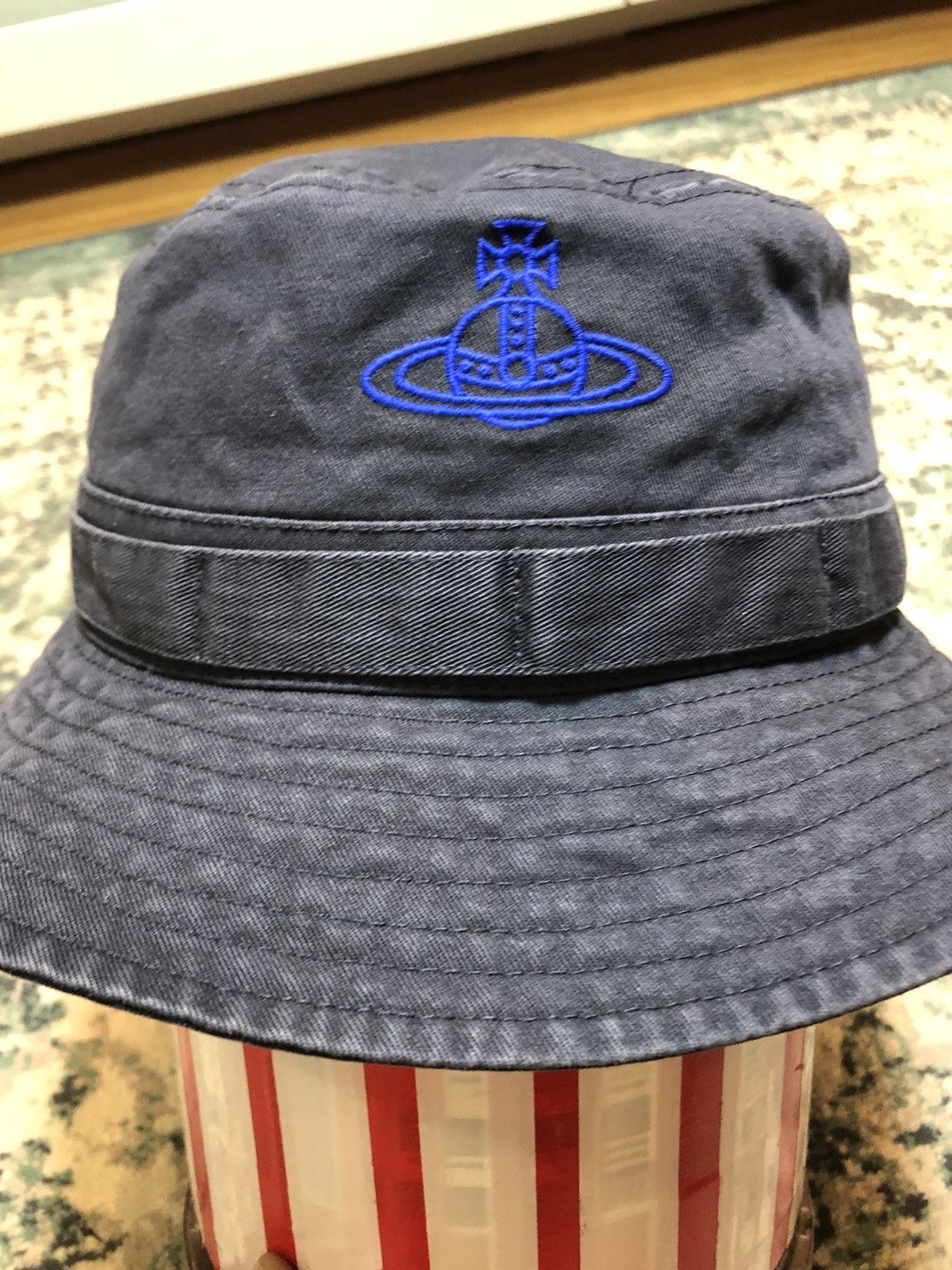 Malcolm McLaren Vivienne Westwood Orb Logo Bucket Hat Size ONE SIZE - 4 Thumbnail
