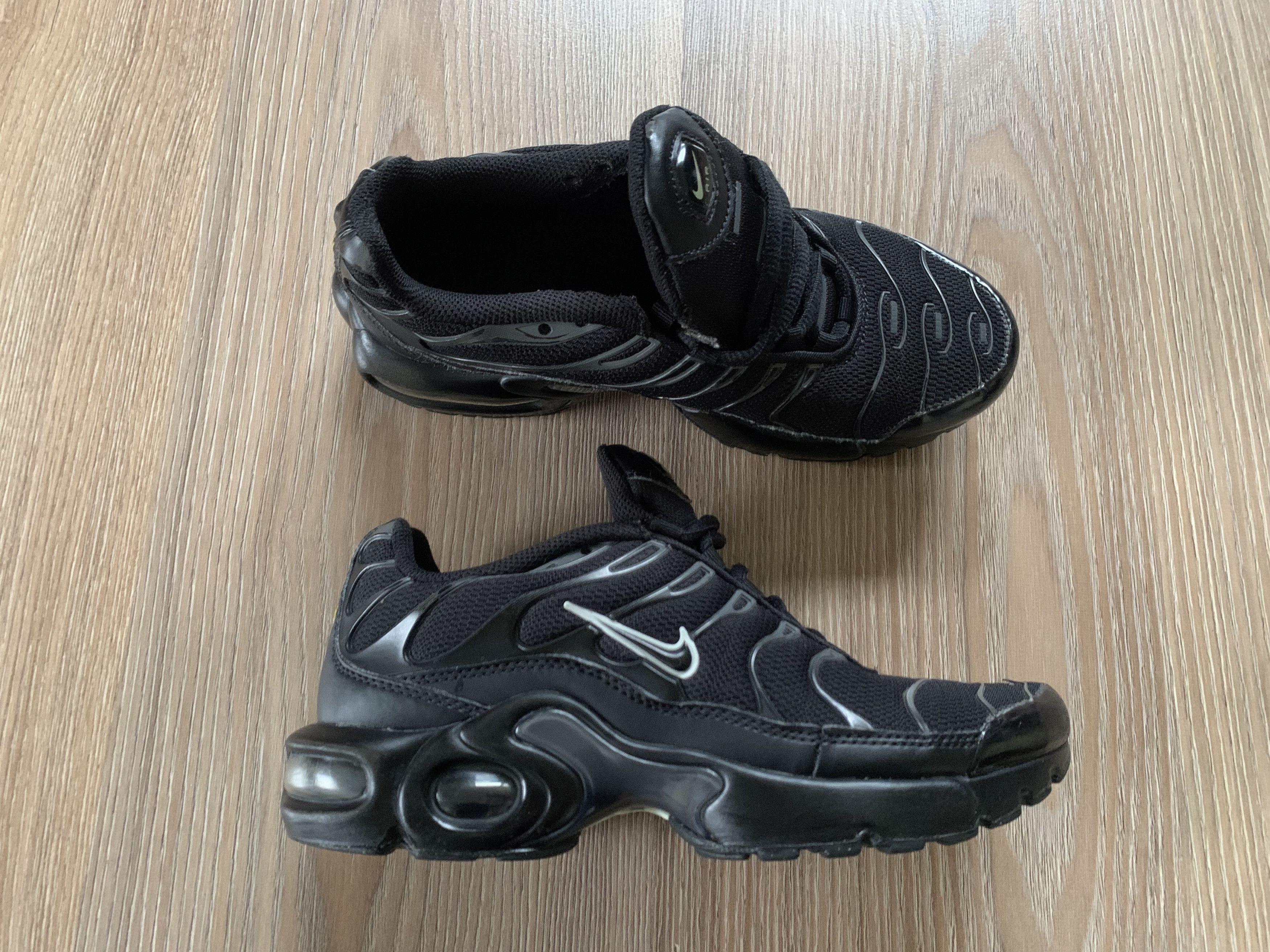 Nike Black Nike Air Max TN Plus Size US 5 / EU 37 - 2 Thumbnail