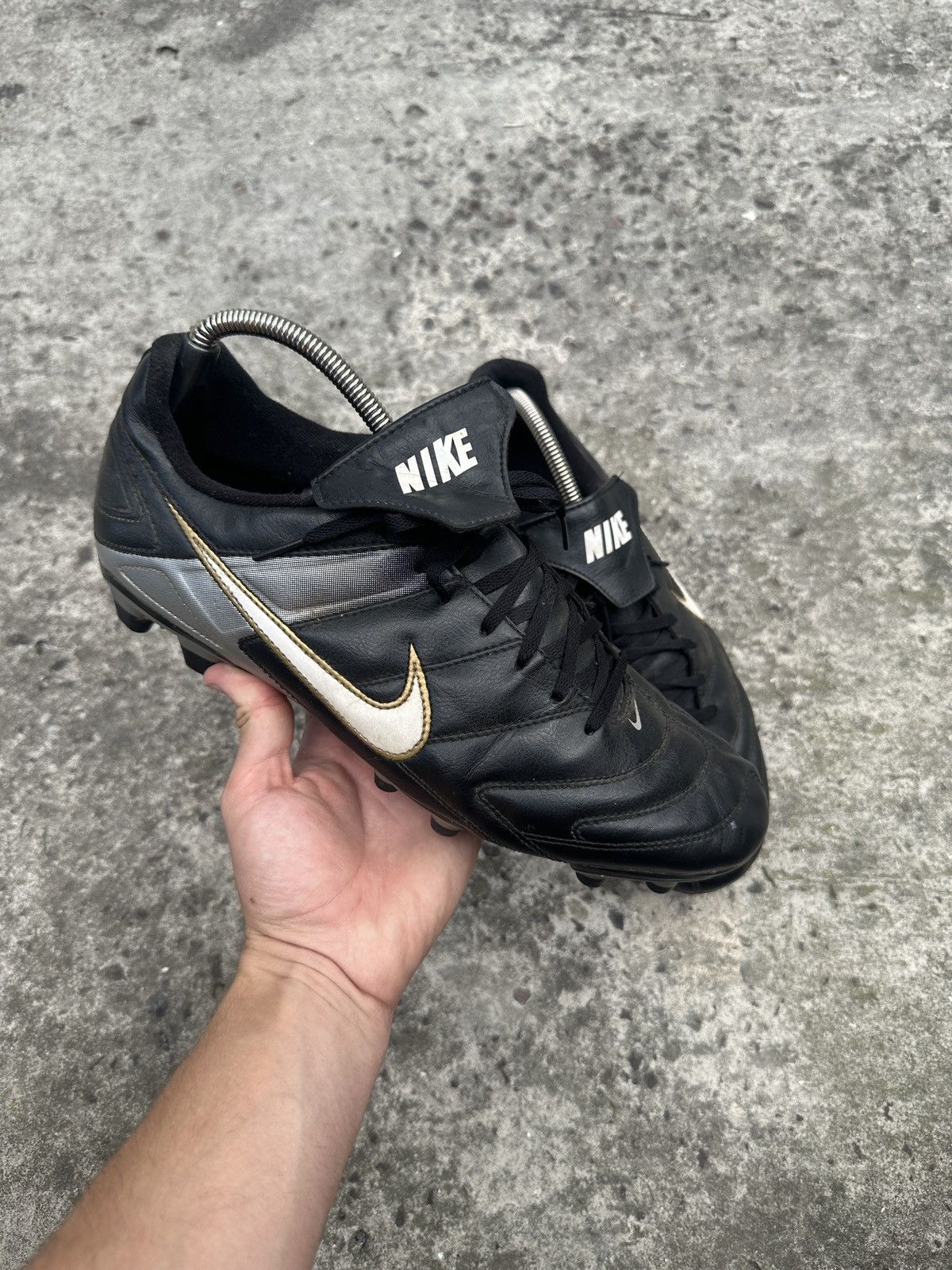 Nike Vintage Nike PARK II FG FOOTBALL Soccer Boots 12 Rare Logo Size US 12 / EU 45 - 3 Thumbnail