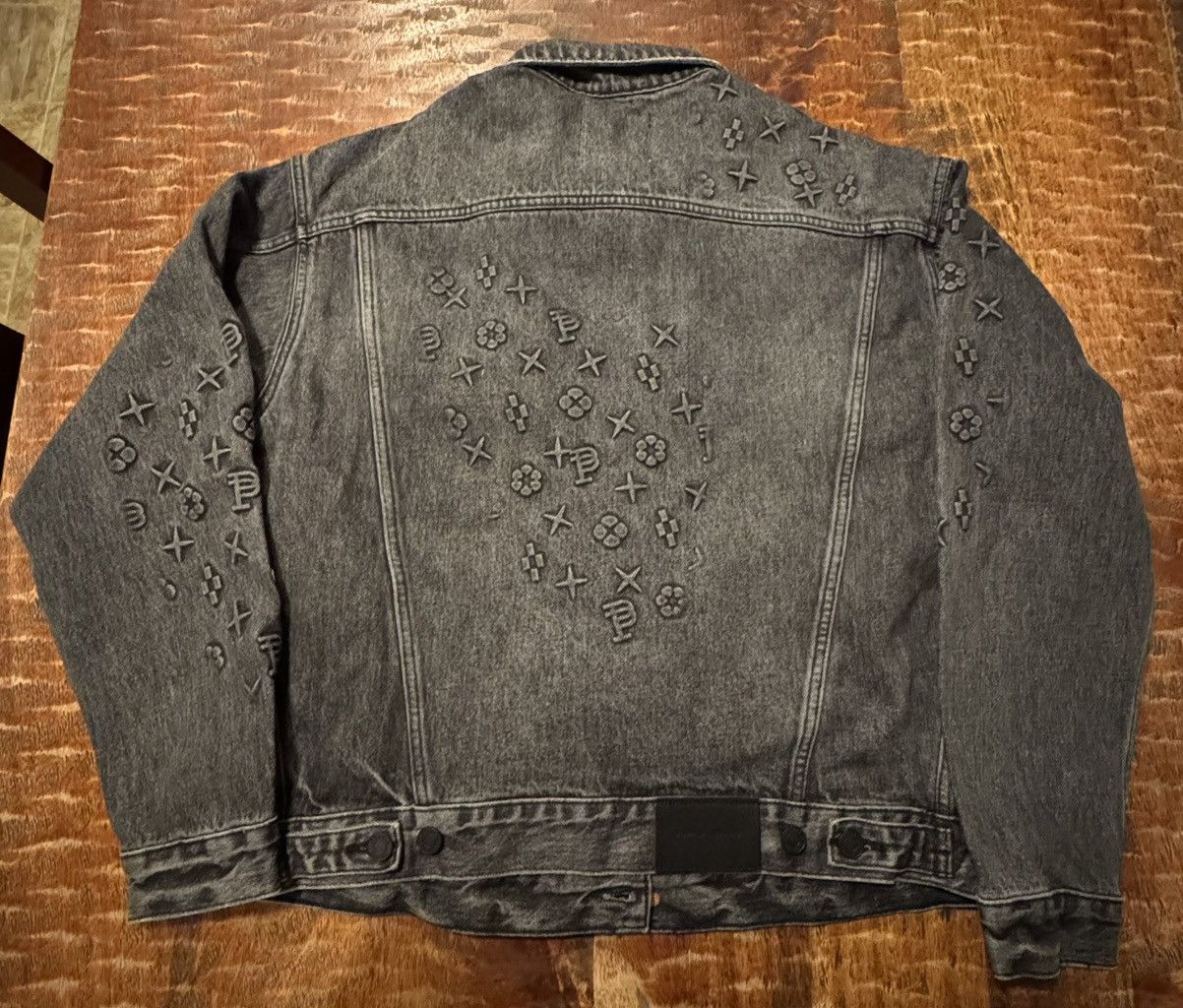 Purple Brand Purple Brand Black Embossed Monogram Denim Jacket New Size US S / EU 44-46 / 1 - 9 Thumbnail