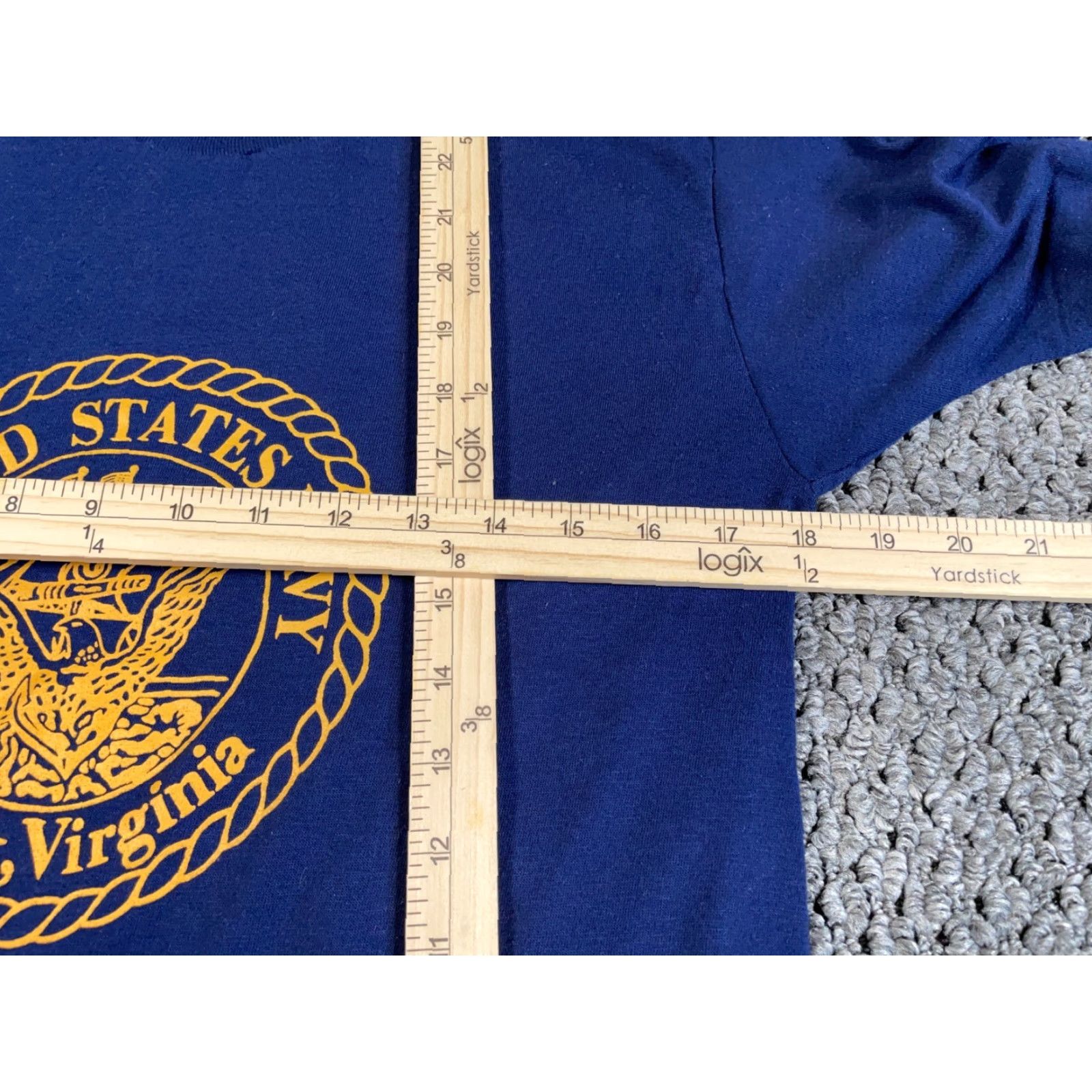 Vintage VTG Oneita United States Navy Seal T-Shirt Adult Medium Blue USA 90s Patriotic Retro USA Men M T-Shirt Embroidered Graphic Print Vintage) Size US M / EU 48-50 / 2 - 5 Thumbnail