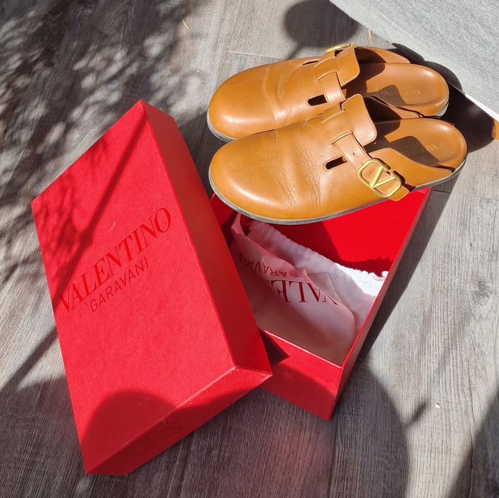 Valentino birks new arrivals