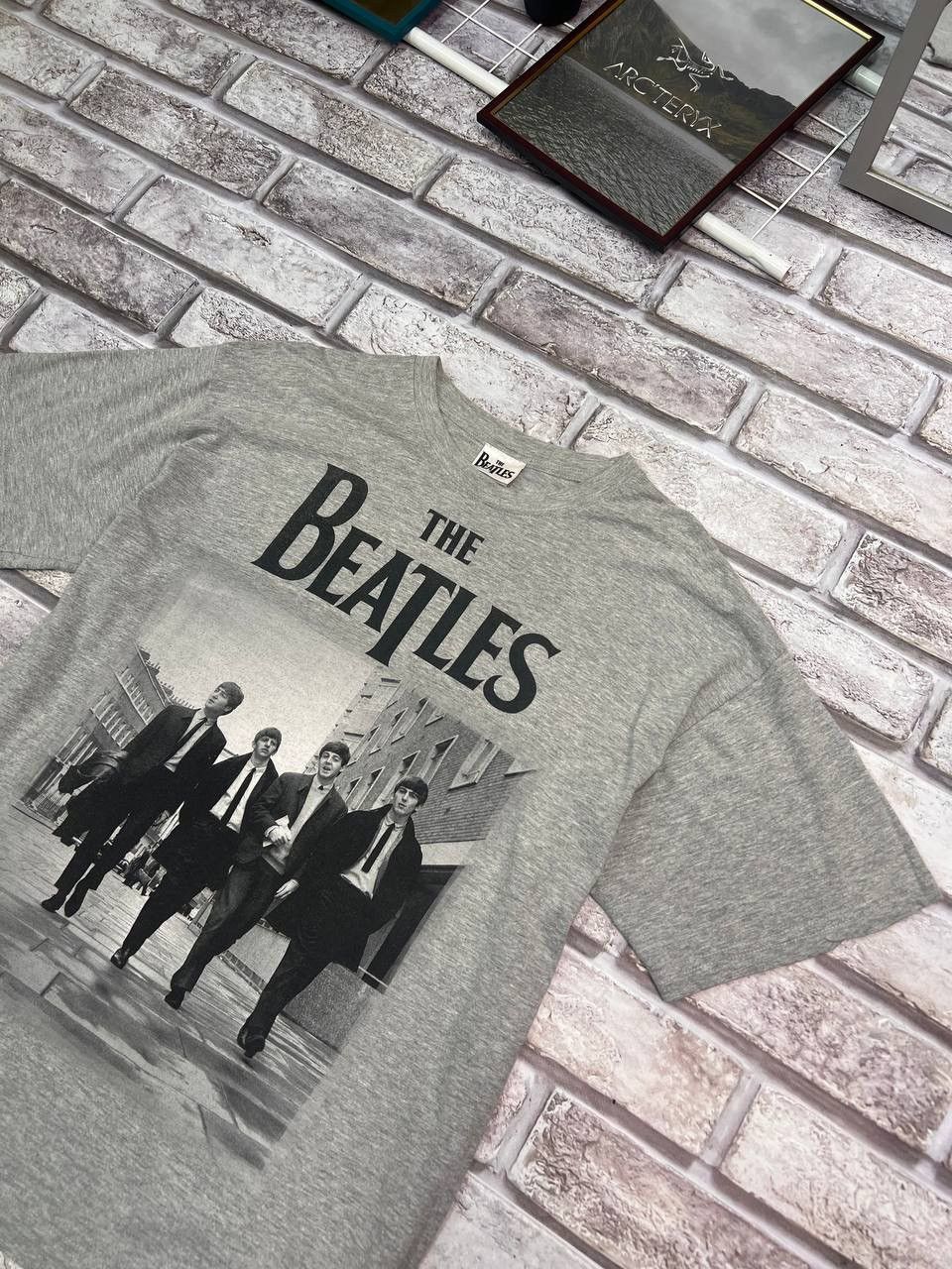 Band Tees × Gildan × Vintage Vintage Gildan The Beatles 2012 T-shirt Size US XL / EU 56 / 4 - 4 Thumbnail
