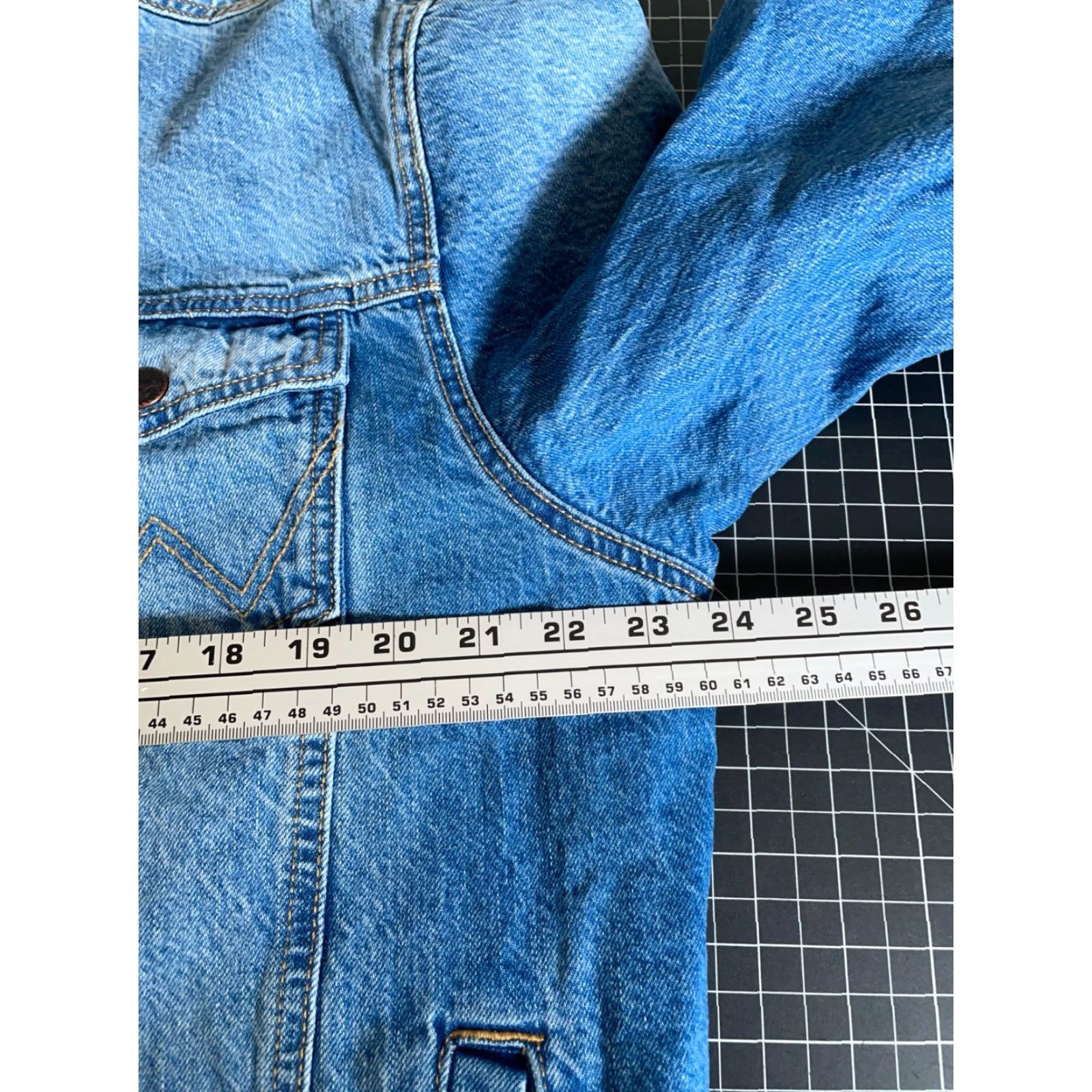 Wrangler VINTAGE Wrangler Jean Jacket Main Point/Brand: Wrangler Retro Sherpa-Lined Denim Jacket Adult Large Blue Denim Grunge 90s Mens Size US 33 - 5 Thumbnail