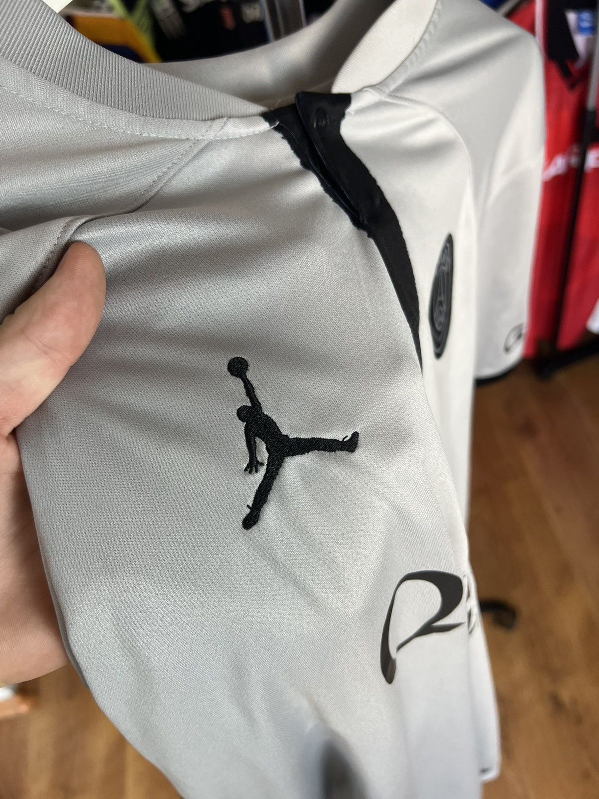 Nike Soccer Jersey Jordan PSG 2022/23 Neymar JR #10 Size US XL / EU 56 / 4 - 6 Thumbnail
