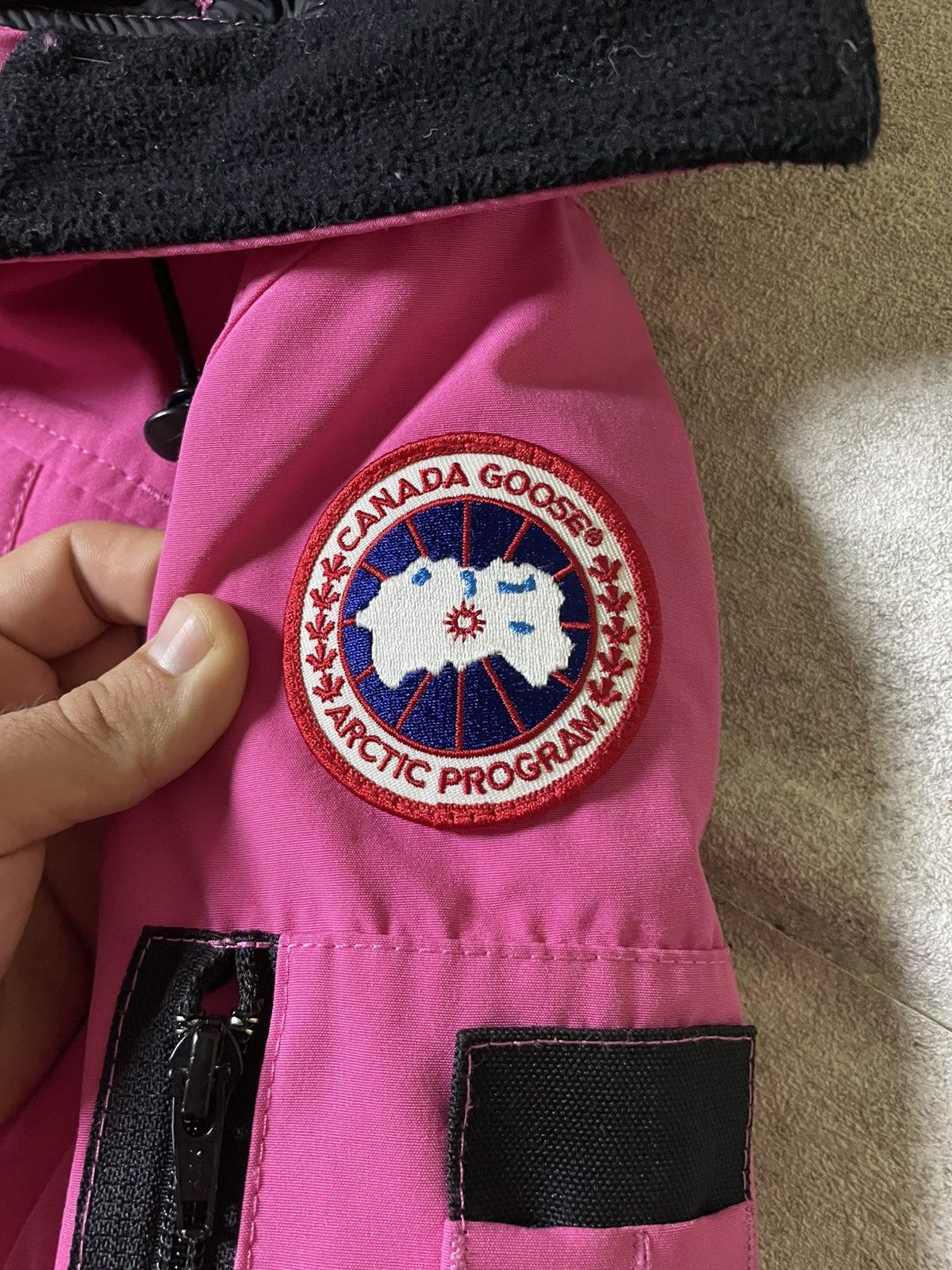 Canada Goose Canada Goose Montebello Puffer Parka Very Rare Size M / US 6-8 / IT 42-44 - 4 Thumbnail