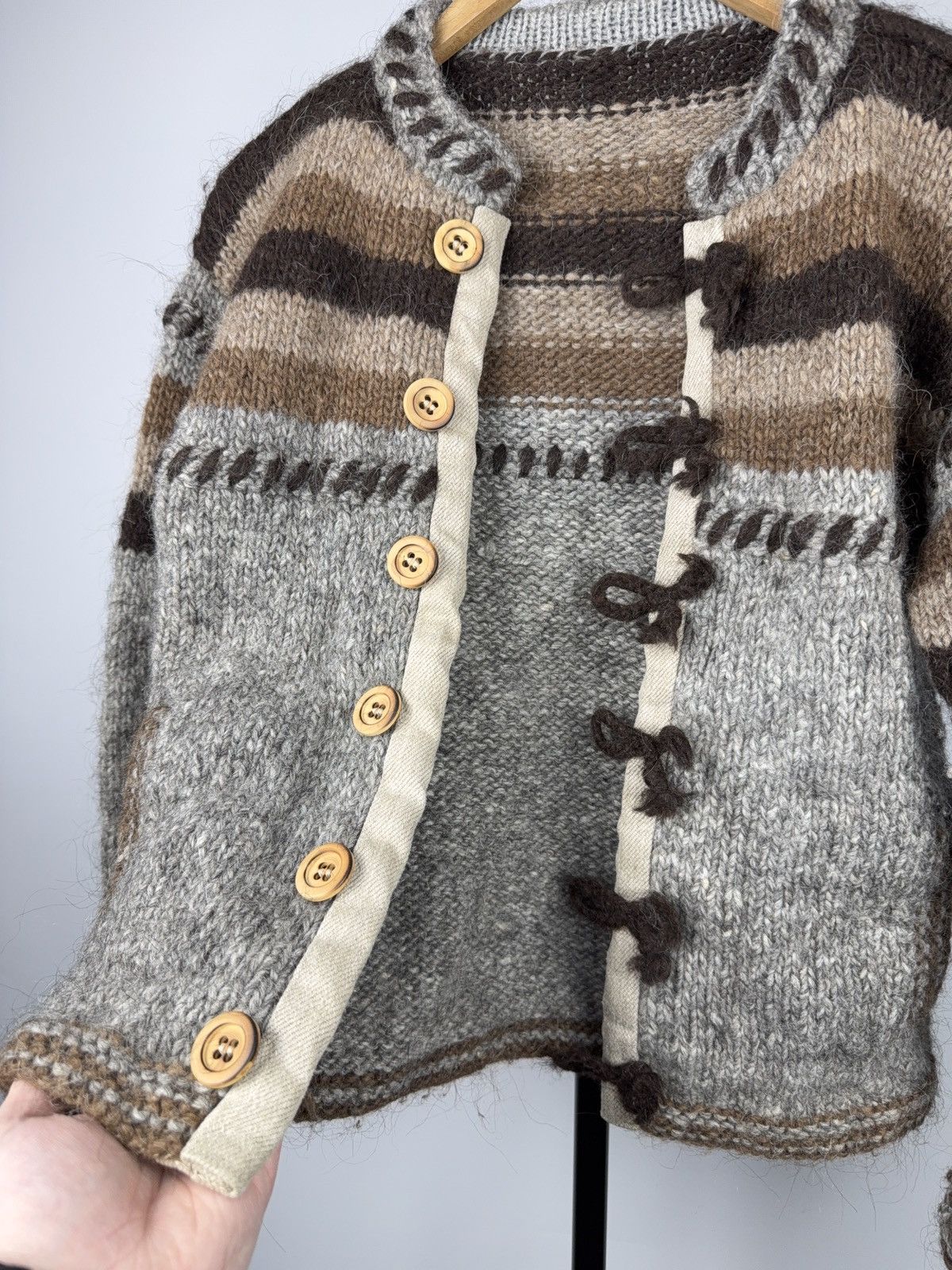 Japanese Brand Retro Vntg 90s Norwegian Hand Knit Wool Cardigan Dale Style Size S / US 4 / IT 40 - 11 Thumbnail