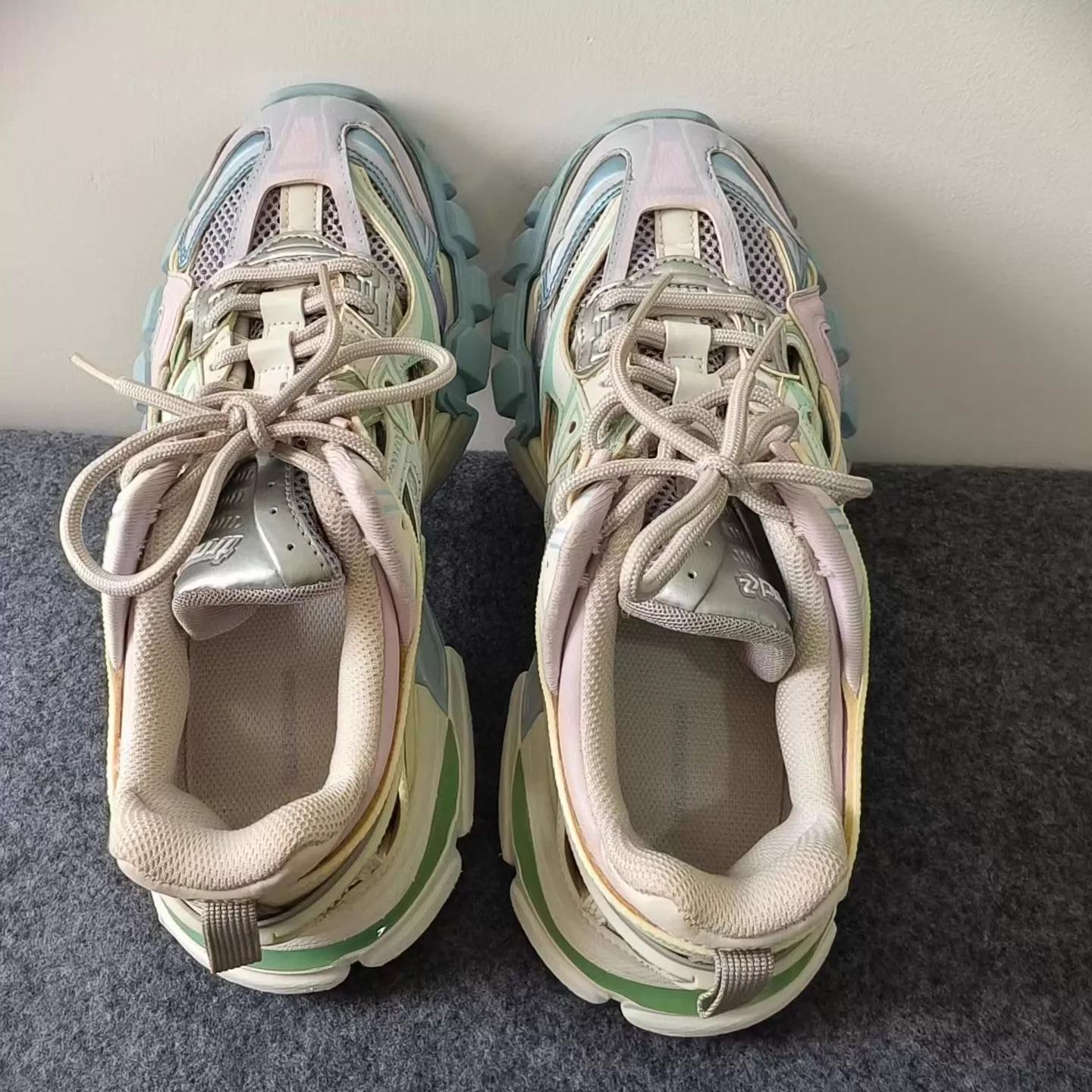 Balenciaga Balenciaga Track 2.0 Mac White Blue Pink Dad Shoe Women's 37 Size US 6.5 / IT 36.5 - 6 Thumbnail