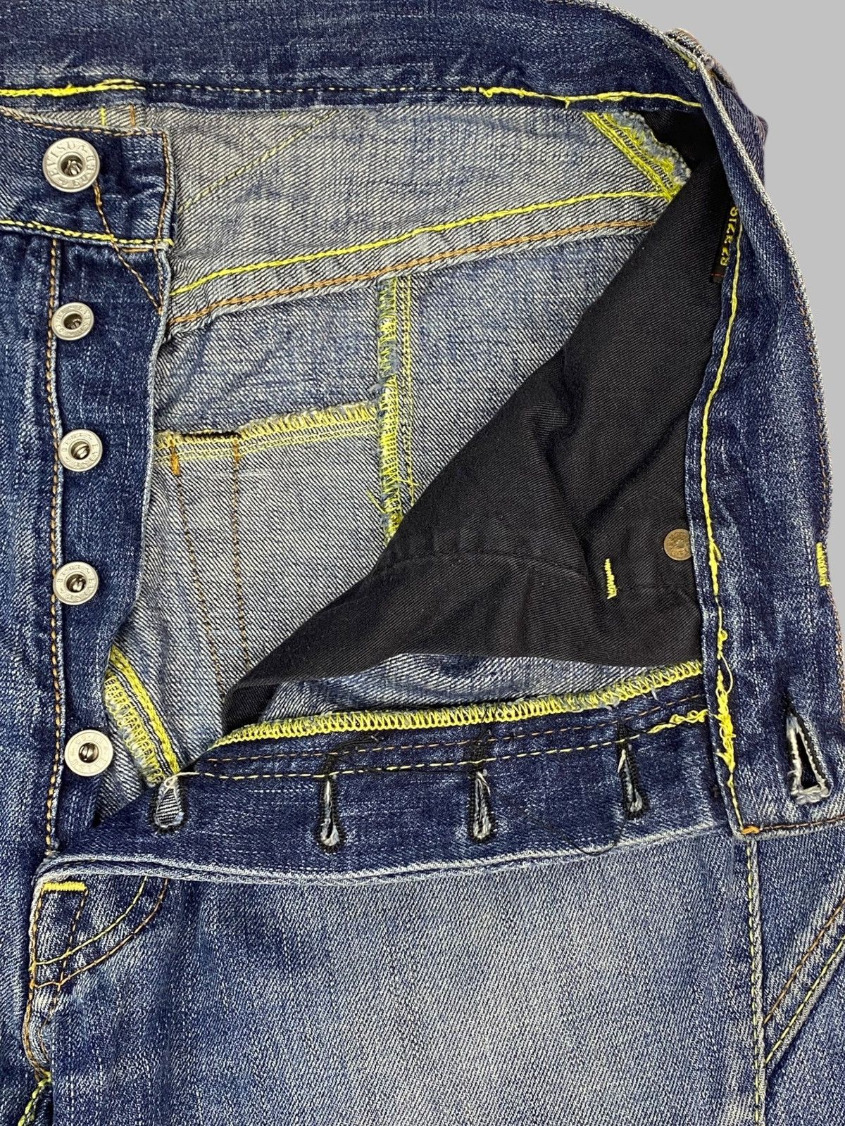 Evisu Vintage Evisu Patchwork Y2k Japanese Blue Washed Denim Jeans Size US 29 - 20 Thumbnail