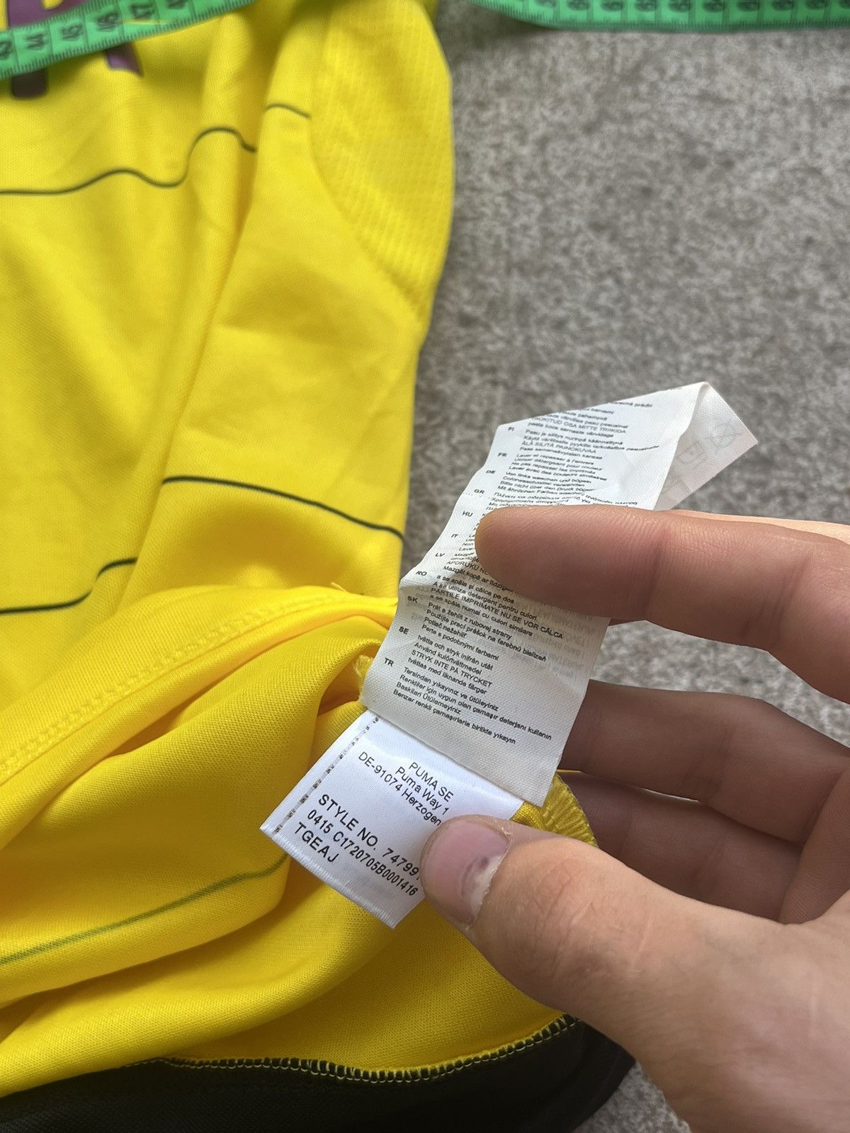 Puma 2015-16 Borussia Dortmund Home Soccer Jersey Puma Size US XL / EU 56 / 4 - 5 Thumbnail