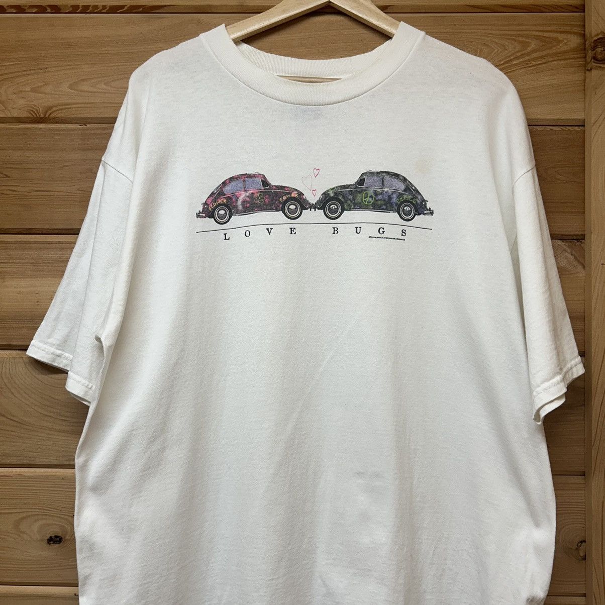 Vintage Vintage 90s Volkswagen Beetle “Love Bugs” Car T Shirt Size US XL / EU 56 / 4 - 1 Thumbnail