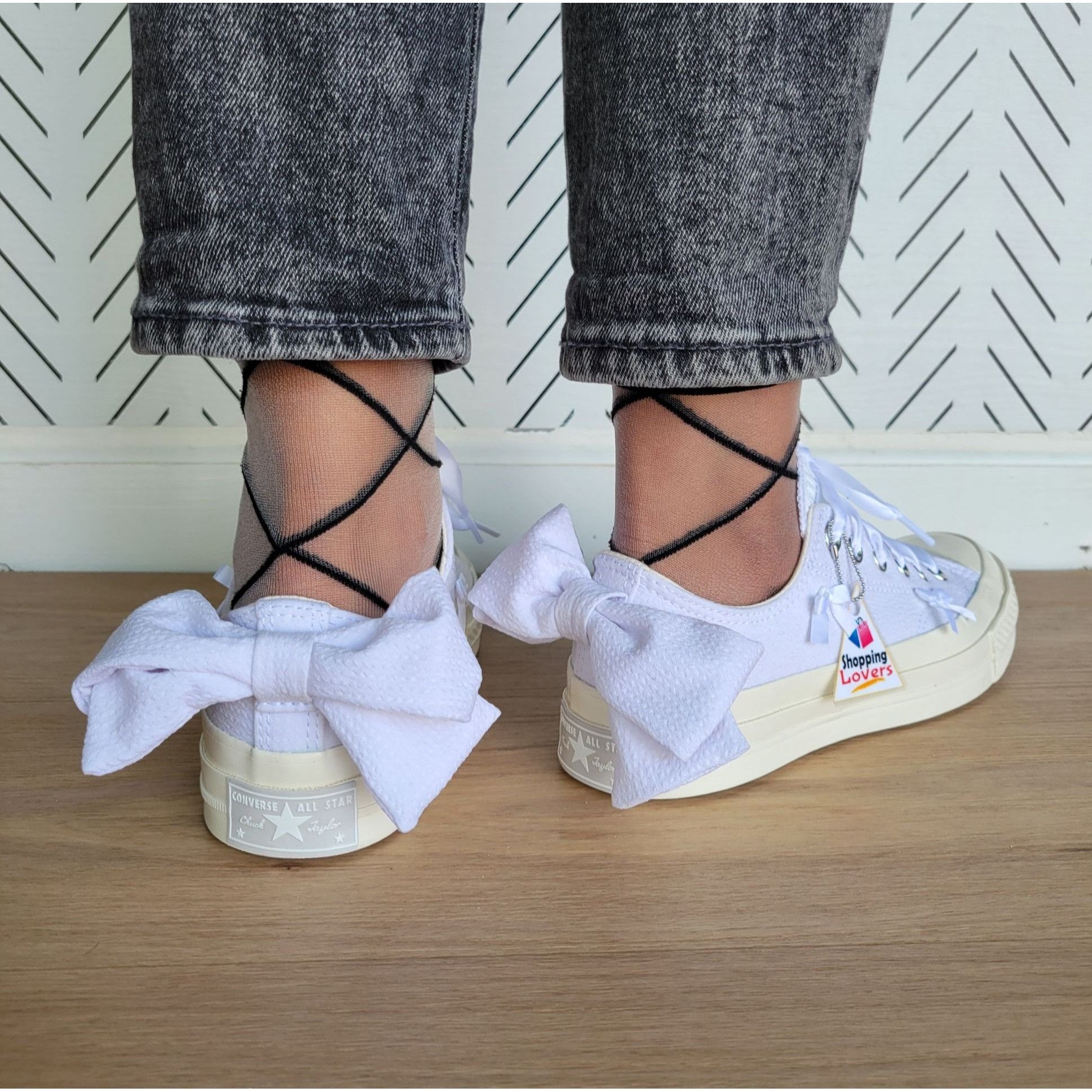 Converse ⭐Converse Chuck 70 OX Bow Sz 9 Womens Shoes Retro Sneakers W Size US 9 / IT 39 - 2 Thumbnail