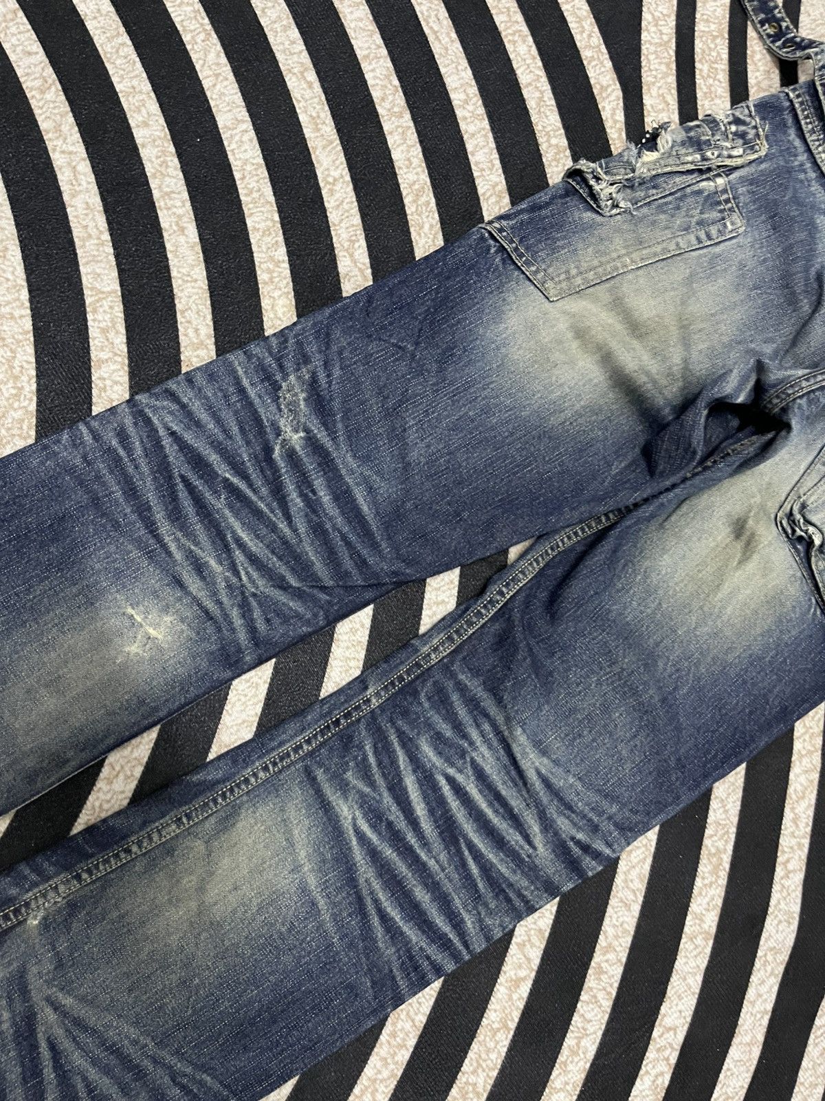 Japanese Brand 2000s CRAZY LEOPARD DENIM JEANS DISTRESSED RARE DESIGN Size US 30 / EU 46 - 19 Thumbnail