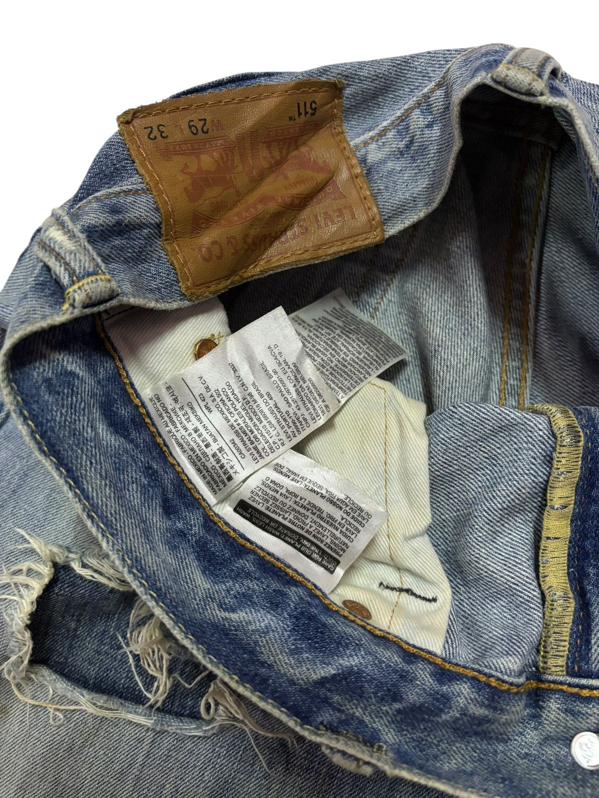 Levi's Vtg Y2k Levis 511 Distressed Jeans Size US 29 - 9 Thumbnail