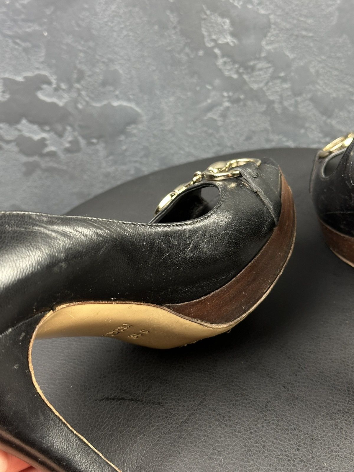 Gucci × Tom Ford × Vintage Vintage Gucci 90S Tom Ford Era Horsebit Heels Size US 6 / IT 36 - 9 Thumbnail