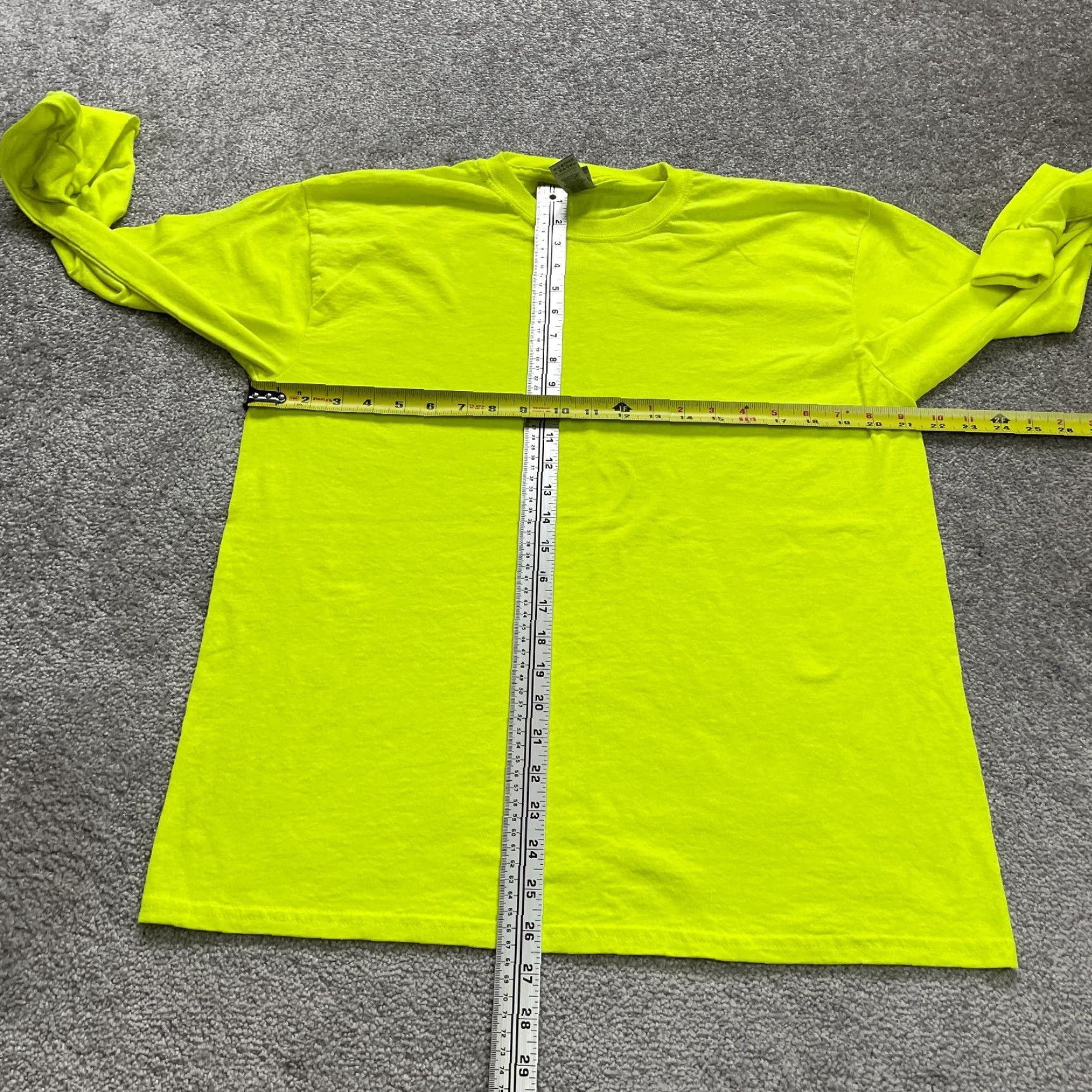 Gildan Gildan Dry Blend Basic Crew Neck T-Shirt Mens Large Neon Green Long Sleeve Tee Size US L / EU 52-54 / 3 - 6 Thumbnail